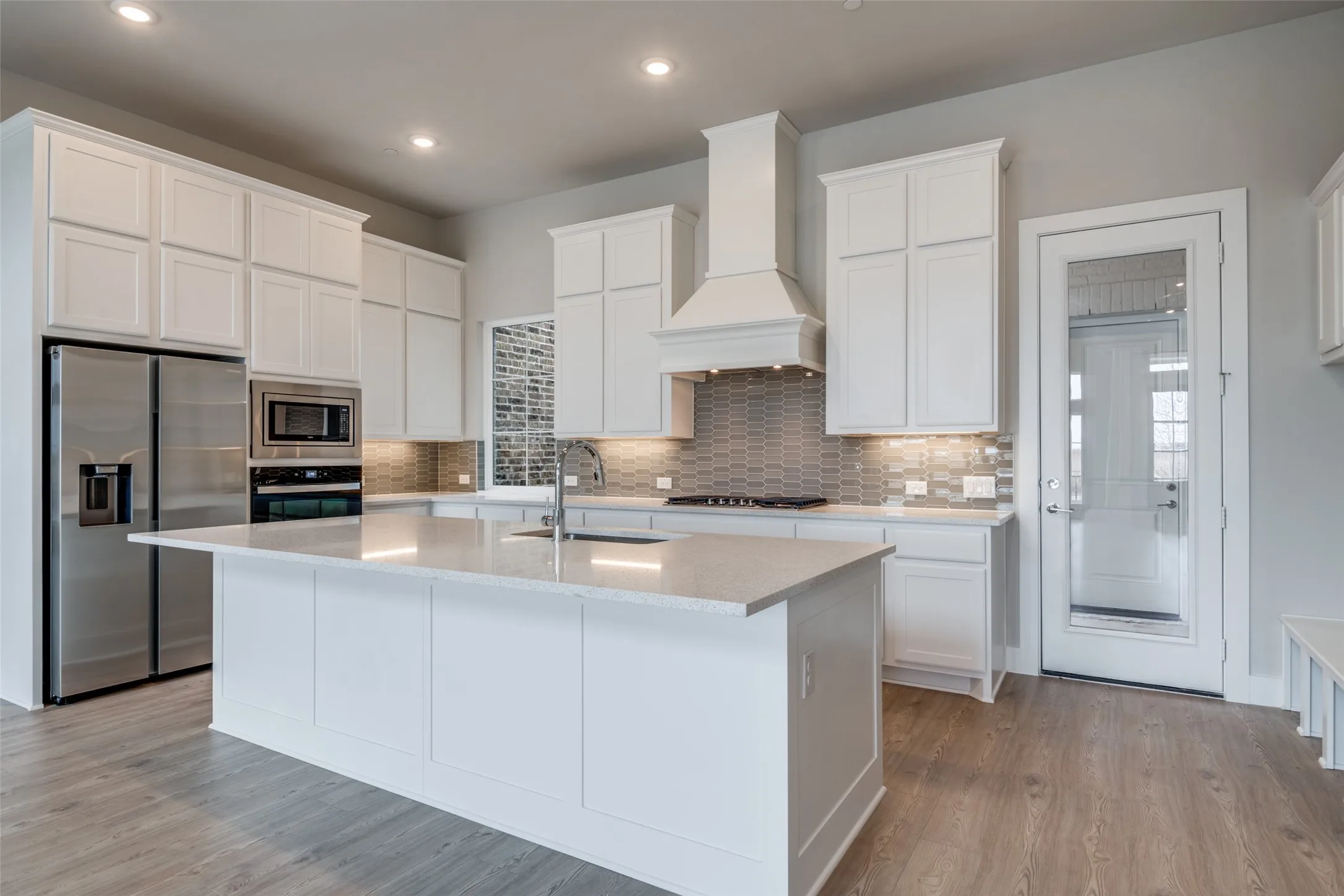 Townhouse For Rent in Denton County , 11881 Brubaker Drive, Frisco, Texas 75033, 2 Bedroom, 3 Bathroom, 2 Garage spaces, 2,274 Sqft, built in 2023, mls#21365825, Real Estate Agent in Frisco, Homes For Rent in Denton county, Homes For Rent in Frisco, Realtor in Frisco Texas, Real Estate Brokerage Independent Realty Texas, Luminita Cordes Realtor
