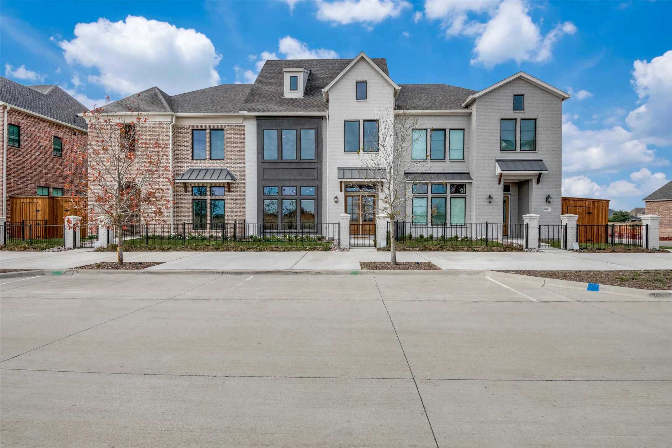 Townhouse For Rent in Denton County , 11881 Brubaker Drive, Frisco, Texas 75033, 2 Bedroom, 3 Bathroom, 2 Garage spaces, 2,274 Sqft, built in 2023, mls#21365825, Real Estate Agent in Frisco, Homes For Rent in Denton county, Homes For Rent in Frisco, Realtor in Frisco Texas, Real Estate Brokerage Independent Realty Texas, Luminita Cordes Realtor
