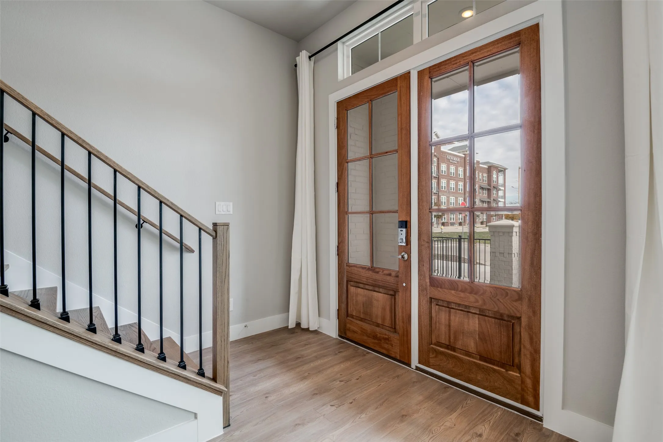 Townhouse For Rent in Denton County , 11881 Brubaker Drive, Frisco, Texas 75033, 2 Bedroom, 3 Bathroom, 2 Garage spaces, 2,274 Sqft, built in 2023, mls#21365825, Real Estate Agent in Frisco, Homes For Rent in Denton county, Homes For Rent in Frisco, Realtor in Frisco Texas, Real Estate Brokerage Independent Realty Texas, Luminita Cordes Realtor