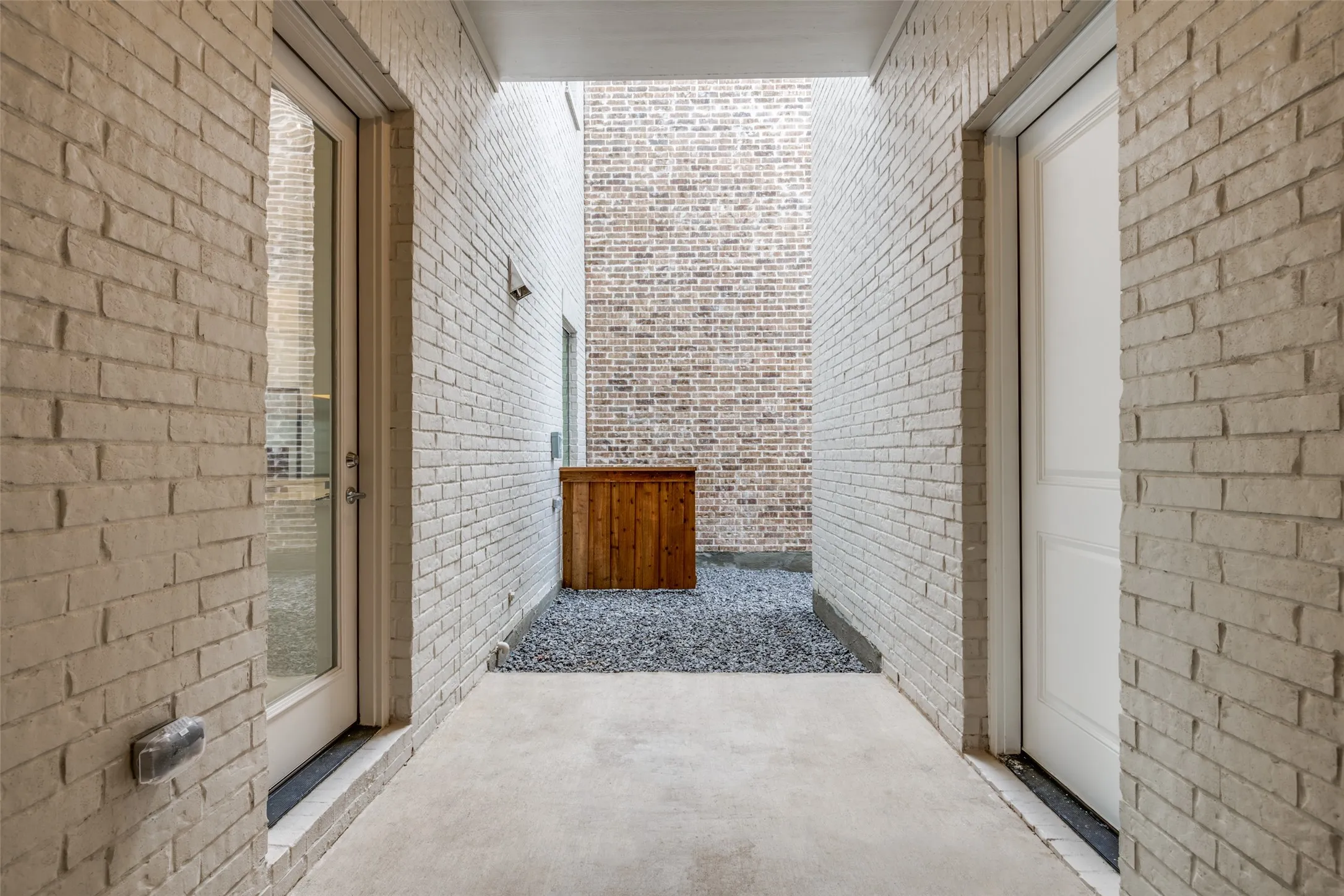Townhouse For Rent in Denton County , 11881 Brubaker Drive, Frisco, Texas 75033, 2 Bedroom, 3 Bathroom, 2 Garage spaces, 2,274 Sqft, built in 2023, mls#21365825, Real Estate Agent in Frisco, Homes For Rent in Denton county, Homes For Rent in Frisco, Realtor in Frisco Texas, Real Estate Brokerage Independent Realty Texas, Luminita Cordes Realtor