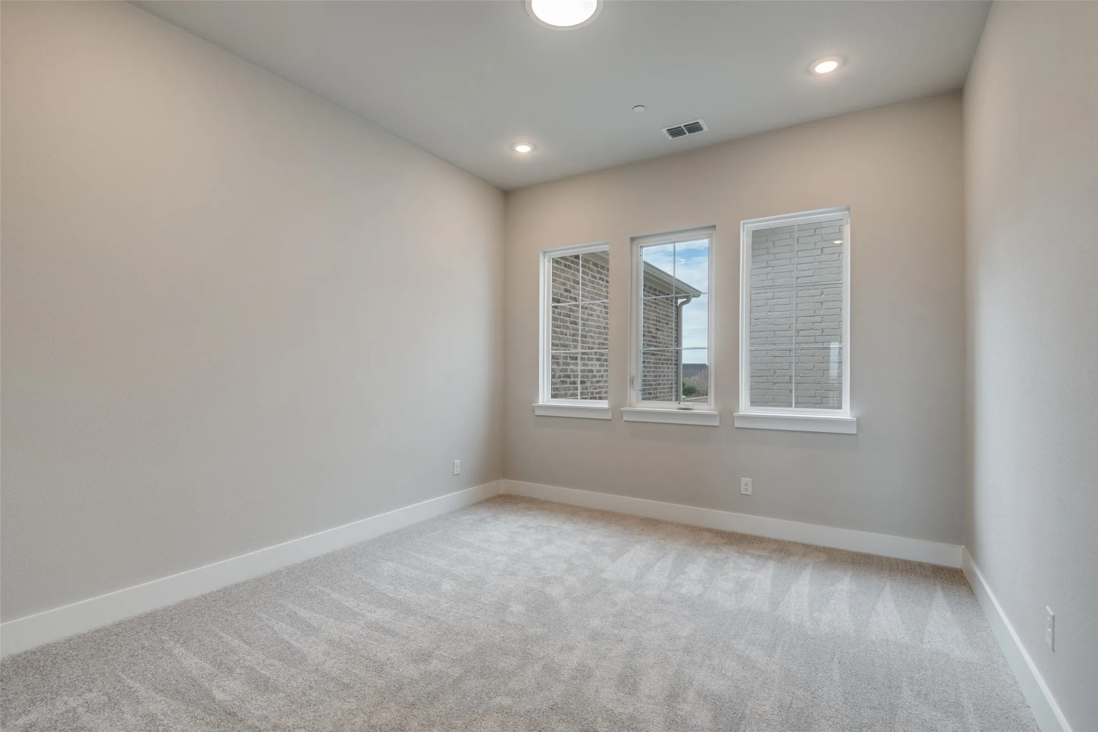 Townhouse For Rent in Denton County , 11881 Brubaker Drive, Frisco, Texas 75033, 2 Bedroom, 3 Bathroom, 2 Garage spaces, 2,274 Sqft, built in 2023, mls#21365825, Real Estate Agent in Frisco, Homes For Rent in Denton county, Homes For Rent in Frisco, Realtor in Frisco Texas, Real Estate Brokerage Independent Realty Texas, Luminita Cordes Realtor