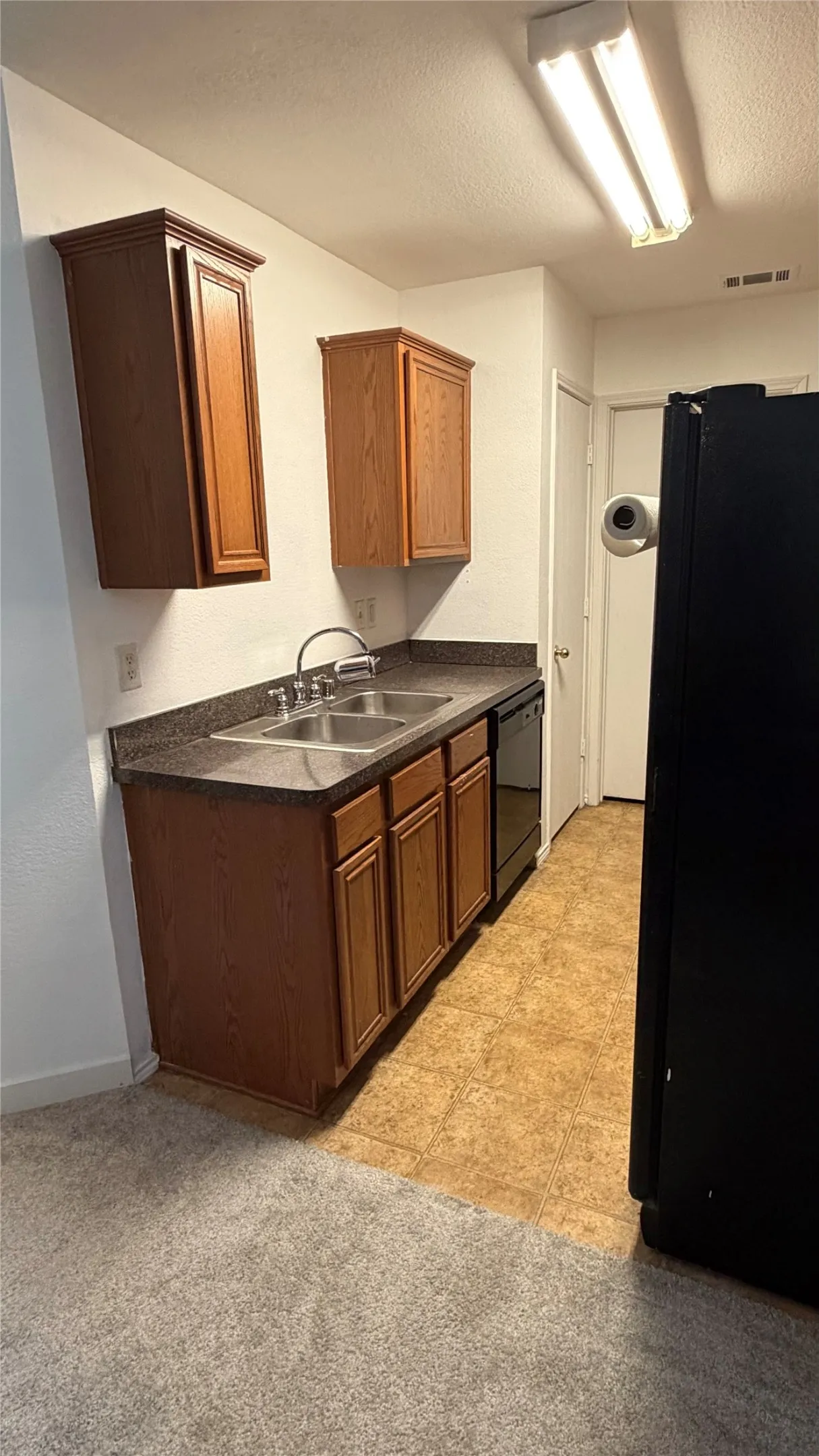 Single Family Residence For Sale in Dallas County , 254 Cliff Heights Circle, Dallas, Texas 75241, 3 Bedroom, 2 Bathroom, 2 Garage spaces, 1,064 Sqft, built in 2004, mls#21344221, Real Estate Agent in Dallas, Homes For Sale in Dallas county, Homes For Sale in Dallas, Realtor in Dallas Texas, Real Estate Brokerage Independent Realty Texas, Luminita Cordes Realtor