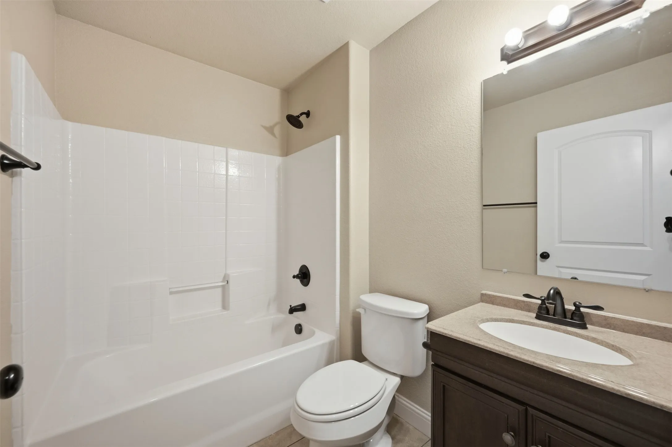 Quadruplex For Rent in Parker County , 131 Sunburst Court, Weatherford, Texas 76087, 3 Bedroom, 2 Bathroom, Garage spaces, 1,100 Sqft, built in 2015, mls#21364064, Real Estate Agent in Weatherford, Homes For Rent in Parker county, Homes For Rent in Weatherford, Realtor in Weatherford Texas, Real Estate Brokerage Independent Realty Texas, Luminita Cordes Realtor