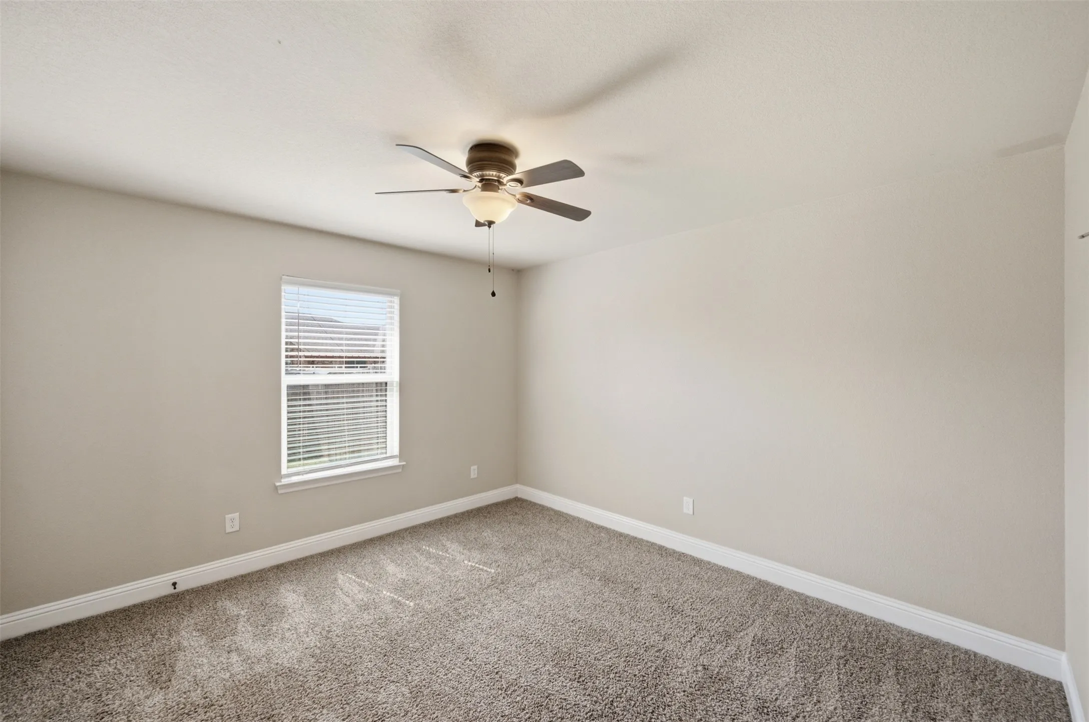 Quadruplex For Rent in Parker County , 131 Sunburst Court, Weatherford, Texas 76087, 3 Bedroom, 2 Bathroom, Garage spaces, 1,100 Sqft, built in 2015, mls#21364064, Real Estate Agent in Weatherford, Homes For Rent in Parker county, Homes For Rent in Weatherford, Realtor in Weatherford Texas, Real Estate Brokerage Independent Realty Texas, Luminita Cordes Realtor