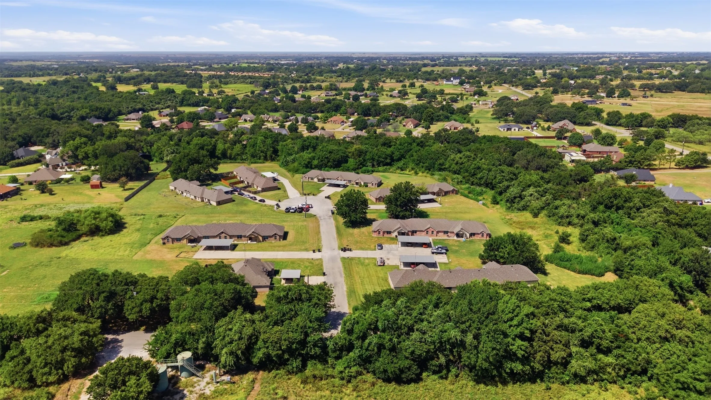 Quadruplex For Rent in Parker County , 131 Sunburst Court, Weatherford, Texas 76087, 3 Bedroom, 2 Bathroom, Garage spaces, 1,100 Sqft, built in 2015, mls#21364064, Real Estate Agent in Weatherford, Homes For Rent in Parker county, Homes For Rent in Weatherford, Realtor in Weatherford Texas, Real Estate Brokerage Independent Realty Texas, Luminita Cordes Realtor