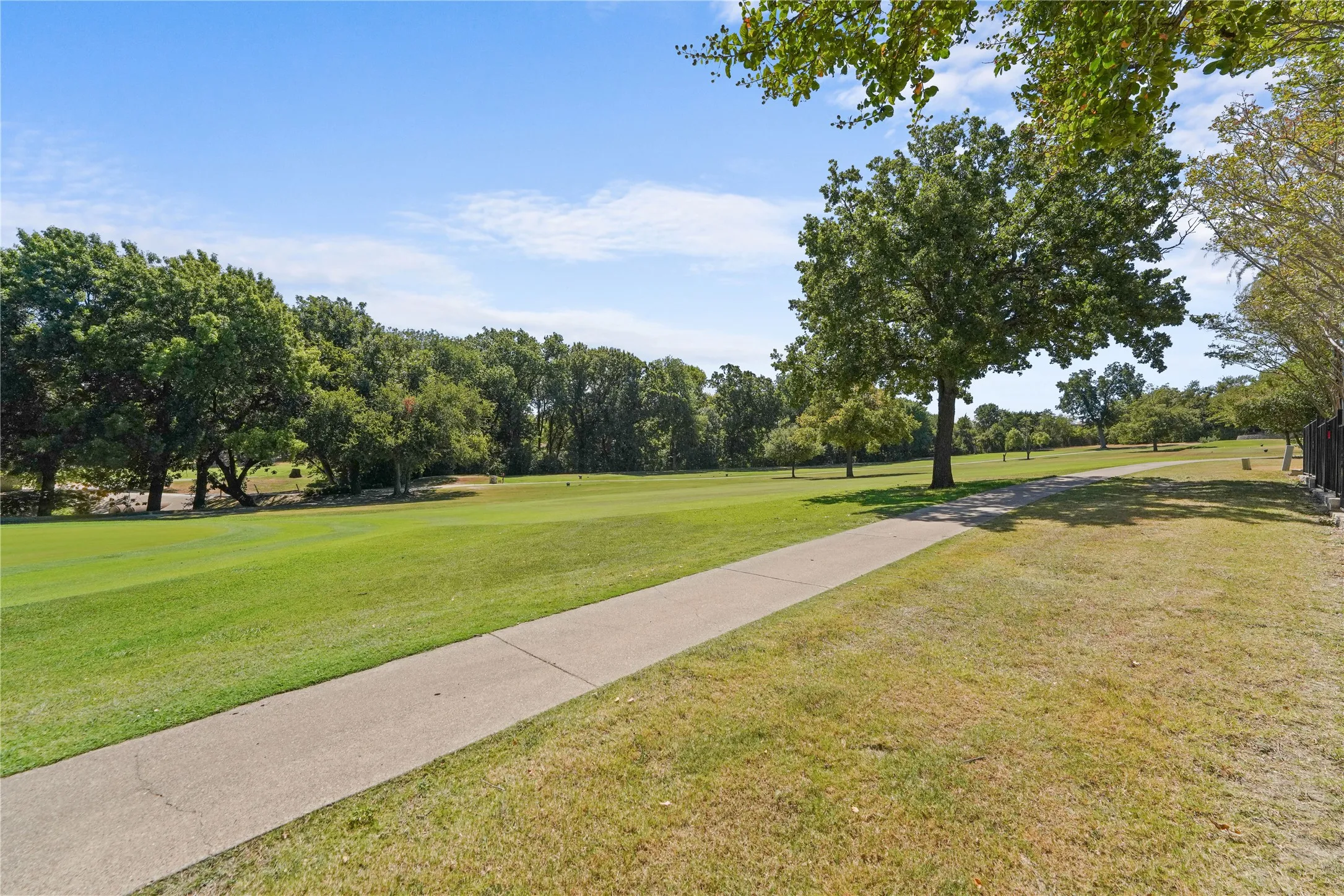 Golf course right out the back of your kitchen and dining areas - magnificent view
