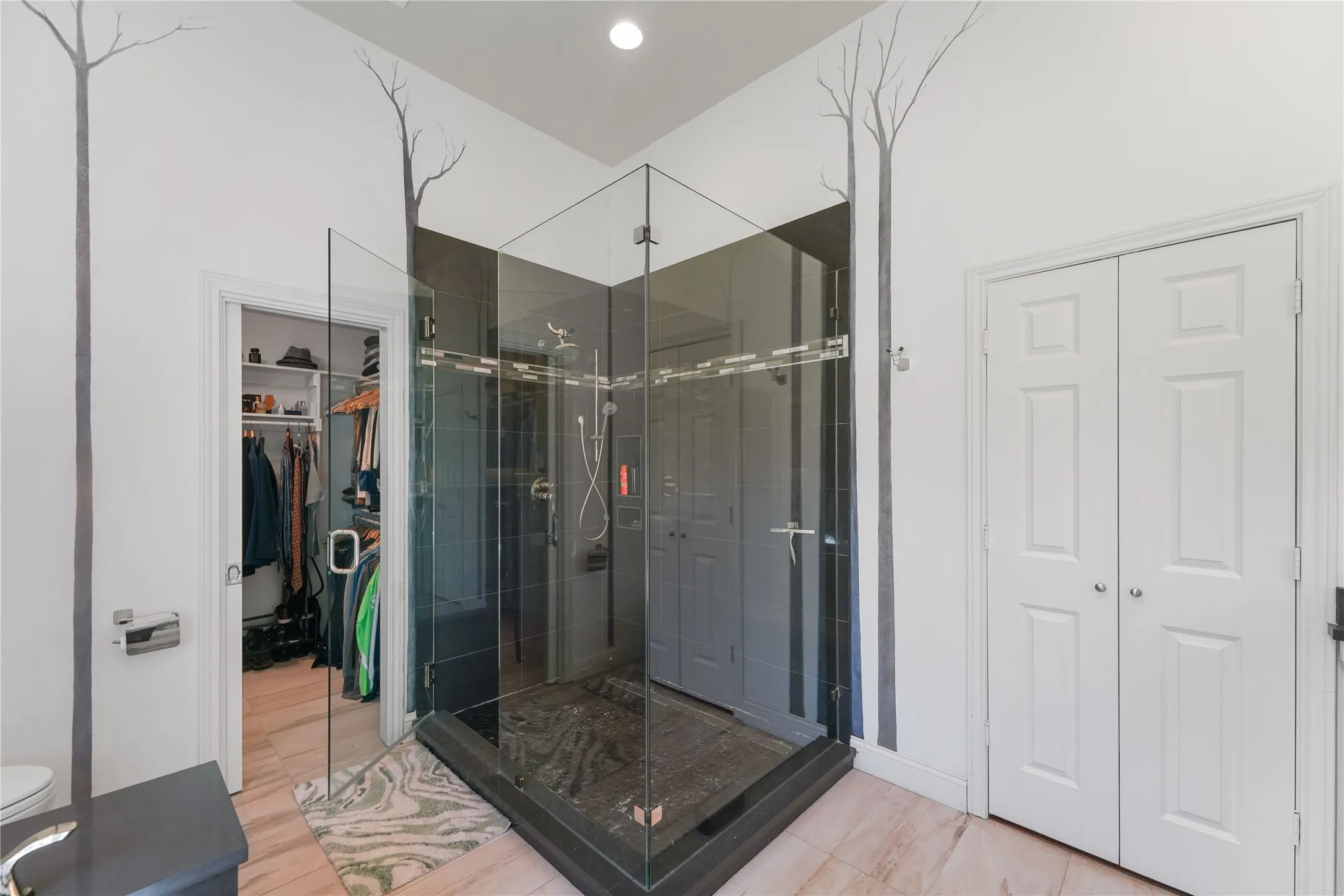 Oversized shower/Master bathroom updated