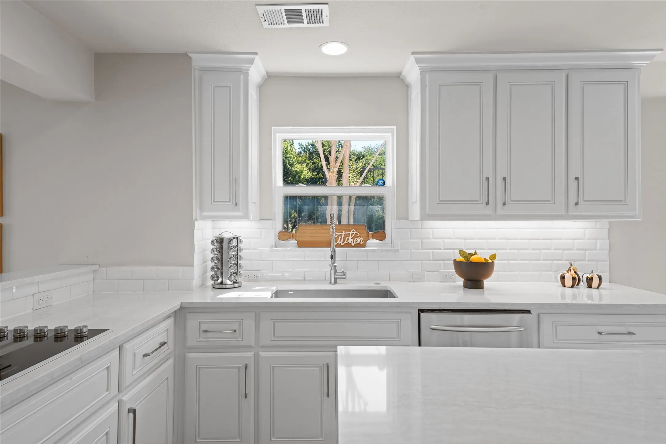 Kitchen area overlooking the golf course