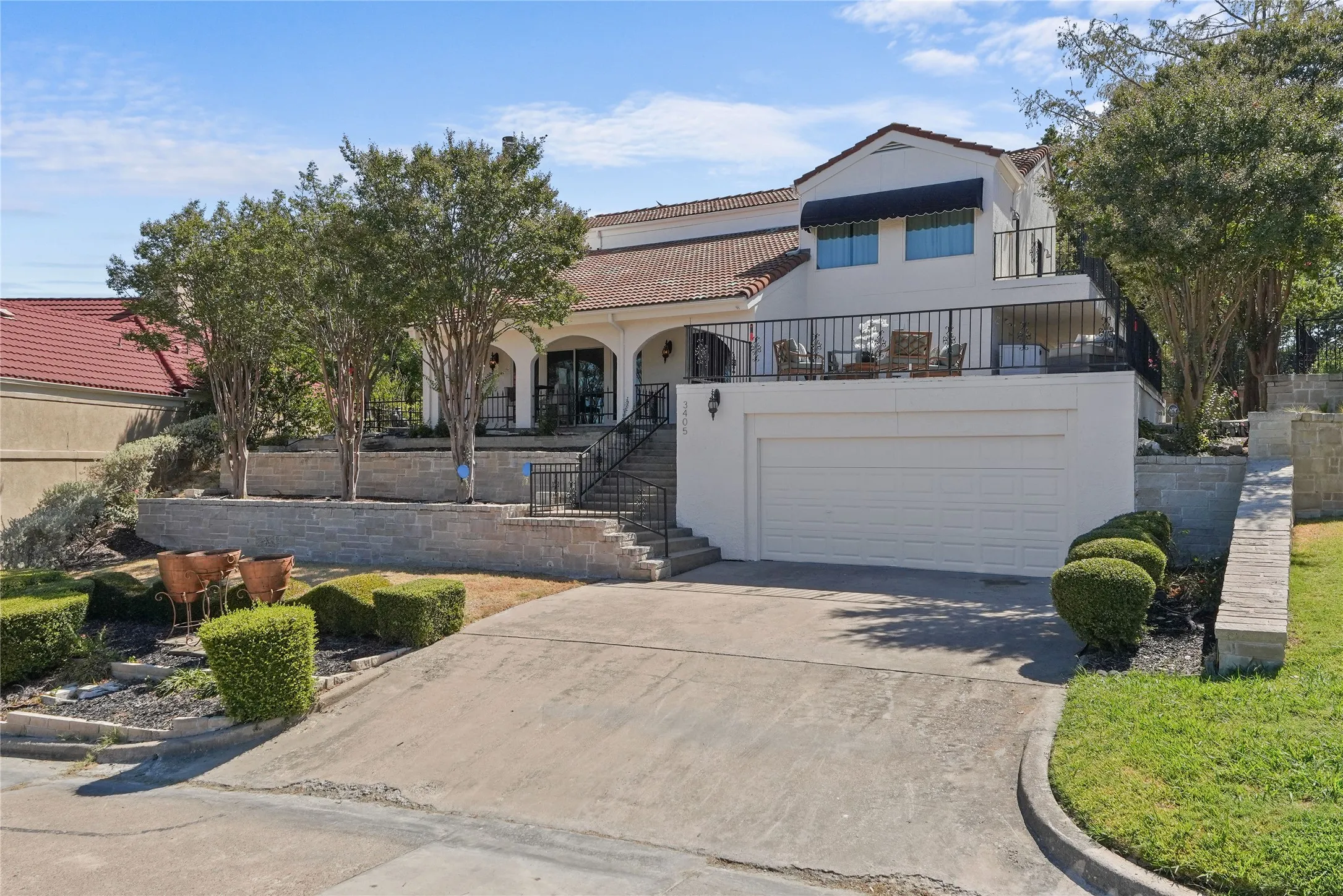 Single Family Residence For Sale in Rockwall County , 3405 Waterview Trail, Rockwall, Texas 75087, 3 Bedroom, 3 Bathroom, 2 Garage spaces, 2,289 Sqft, built in 1987, mls#21365800, Real Estate Agent in Rockwall, Homes For Sale in Rockwall county, Homes For Sale in Rockwall, Realtor in Rockwall Texas, Real Estate Brokerage Independent Realty Texas, Luminita Cordes Realtor