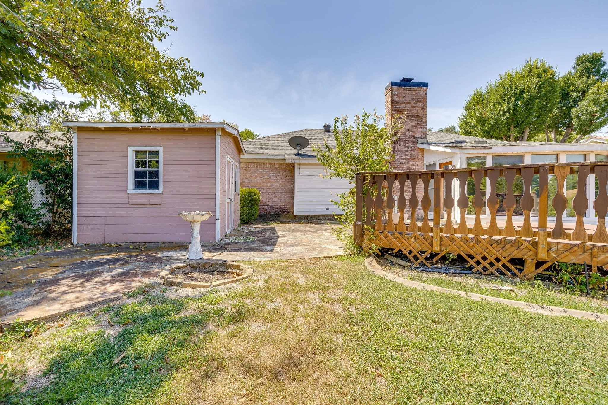 Single Family Residence For Sale in Tarrant County , 1312 Marlborough Drive, Fort Worth, Texas 76134, 3 Bedroom, 2 Bathroom, 2 Garage spaces, 1,880 Sqft, built in 1971, mls#21363942, Real Estate Agent in Fort Worth, Homes For Sale in Tarrant county, Homes For Sale in Fort Worth, Realtor in Fort Worth Texas, Real Estate Brokerage Independent Realty Texas, Luminita Cordes Realtor