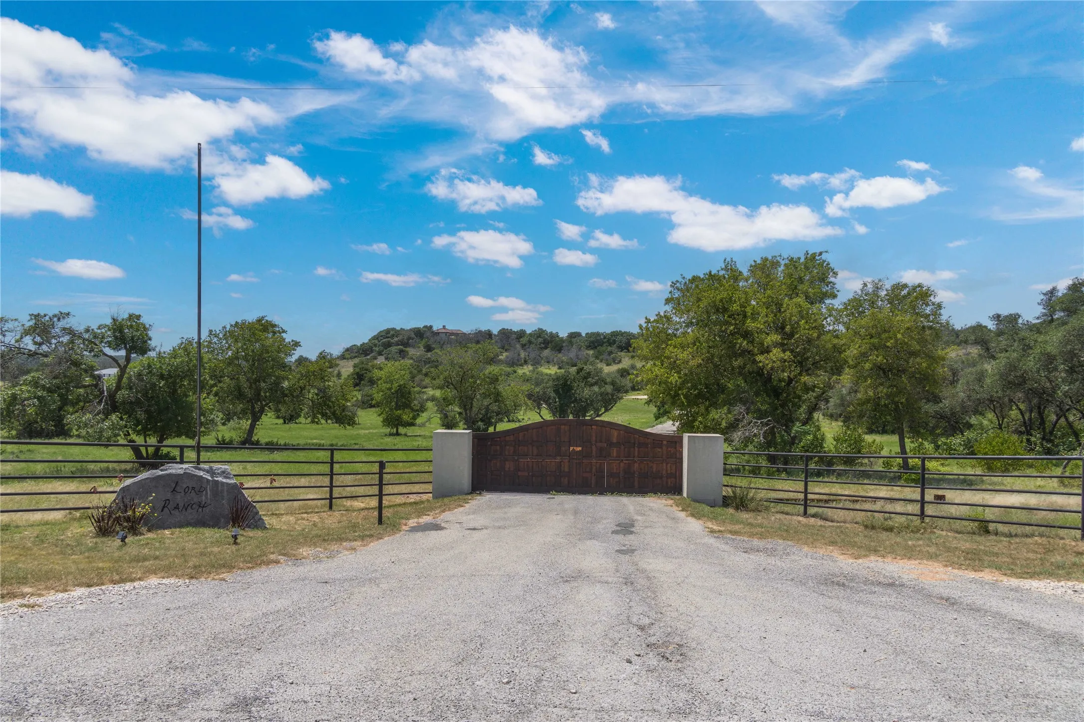 Farm For Sale in Brown County , 15779 County Road 478, May, Texas 76857, 5 Bedroom, 5 Bathroom, 5 Garage spaces, 6,309 Sqft, built in 2010, mls#21366480, Real Estate Agent in May, Homes For Sale in Brown county, Homes For Sale in May, Realtor in May Texas, Real Estate Brokerage Independent Realty Texas, Luminita Cordes Realtor