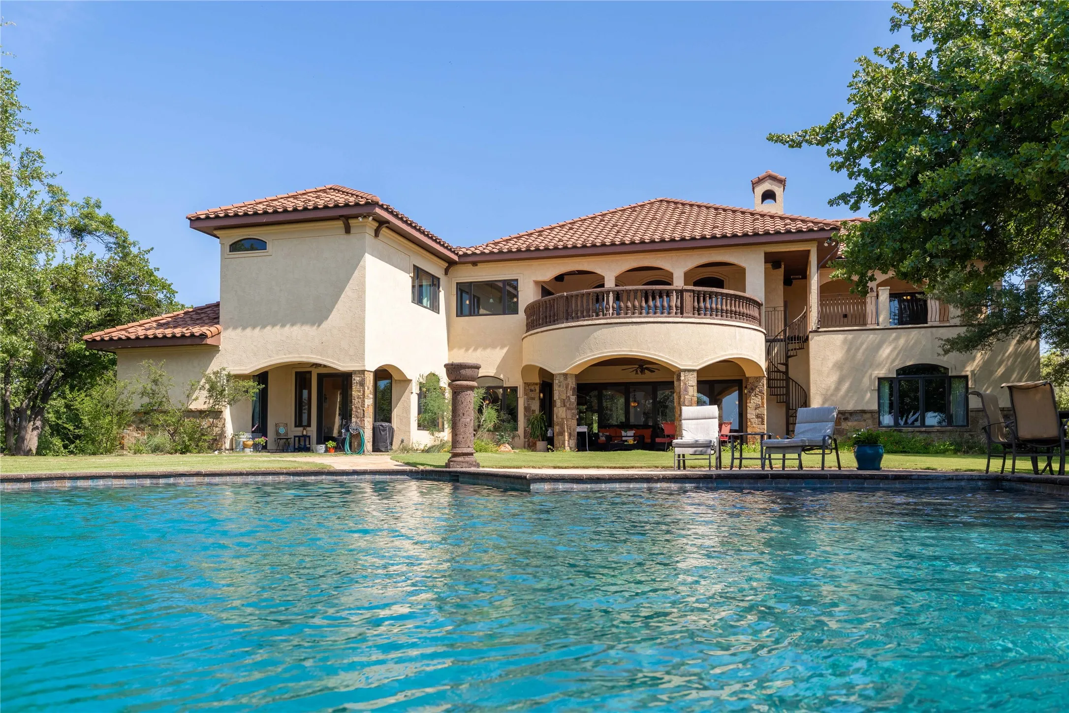Farm For Sale in Brown County , 15779 County Road 478, May, Texas 76857, 5 Bedroom, 5 Bathroom, 5 Garage spaces, 6,309 Sqft, built in 2010, mls#21366480, Real Estate Agent in May, Homes For Sale in Brown county, Homes For Sale in May, Realtor in May Texas, Real Estate Brokerage Independent Realty Texas, Luminita Cordes Realtor