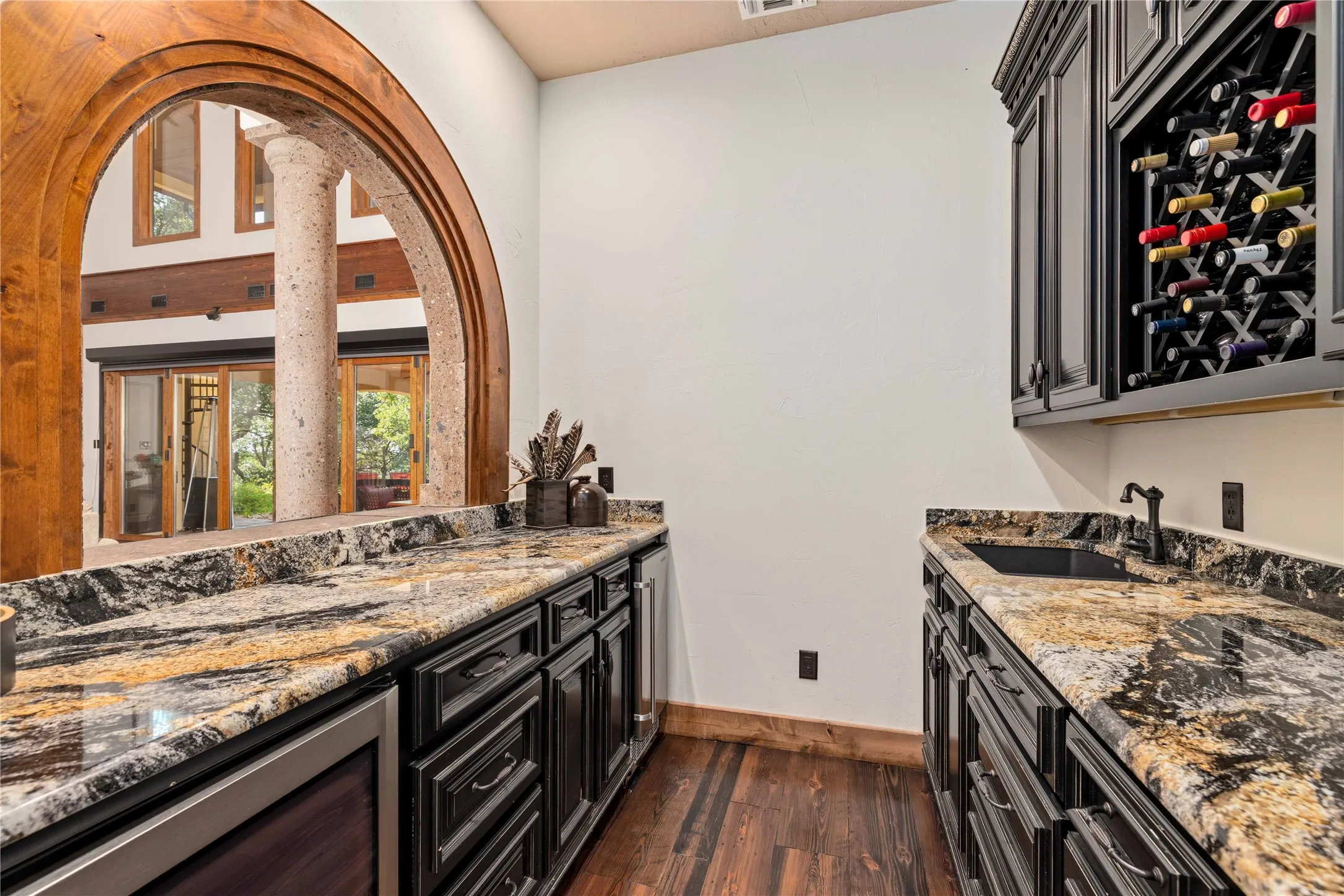 Farm For Sale in Brown County , 15779 County Road 478, May, Texas 76857, 5 Bedroom, 5 Bathroom, 5 Garage spaces, 6,309 Sqft, built in 2010, mls#21366480, Real Estate Agent in May, Homes For Sale in Brown county, Homes For Sale in May, Realtor in May Texas, Real Estate Brokerage Independent Realty Texas, Luminita Cordes Realtor