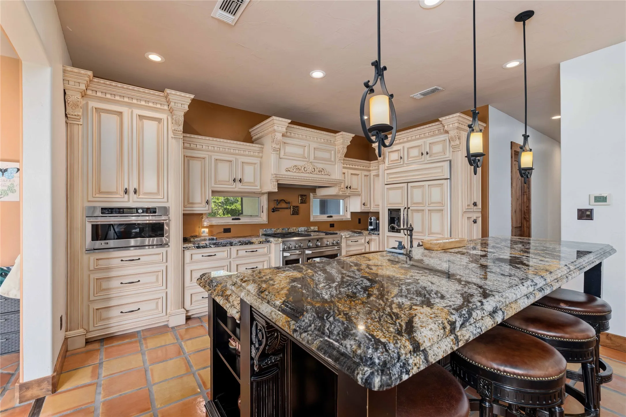 Farm For Sale in Brown County , 15779 County Road 478, May, Texas 76857, 5 Bedroom, 5 Bathroom, 5 Garage spaces, 6,309 Sqft, built in 2010, mls#21366480, Real Estate Agent in May, Homes For Sale in Brown county, Homes For Sale in May, Realtor in May Texas, Real Estate Brokerage Independent Realty Texas, Luminita Cordes Realtor
