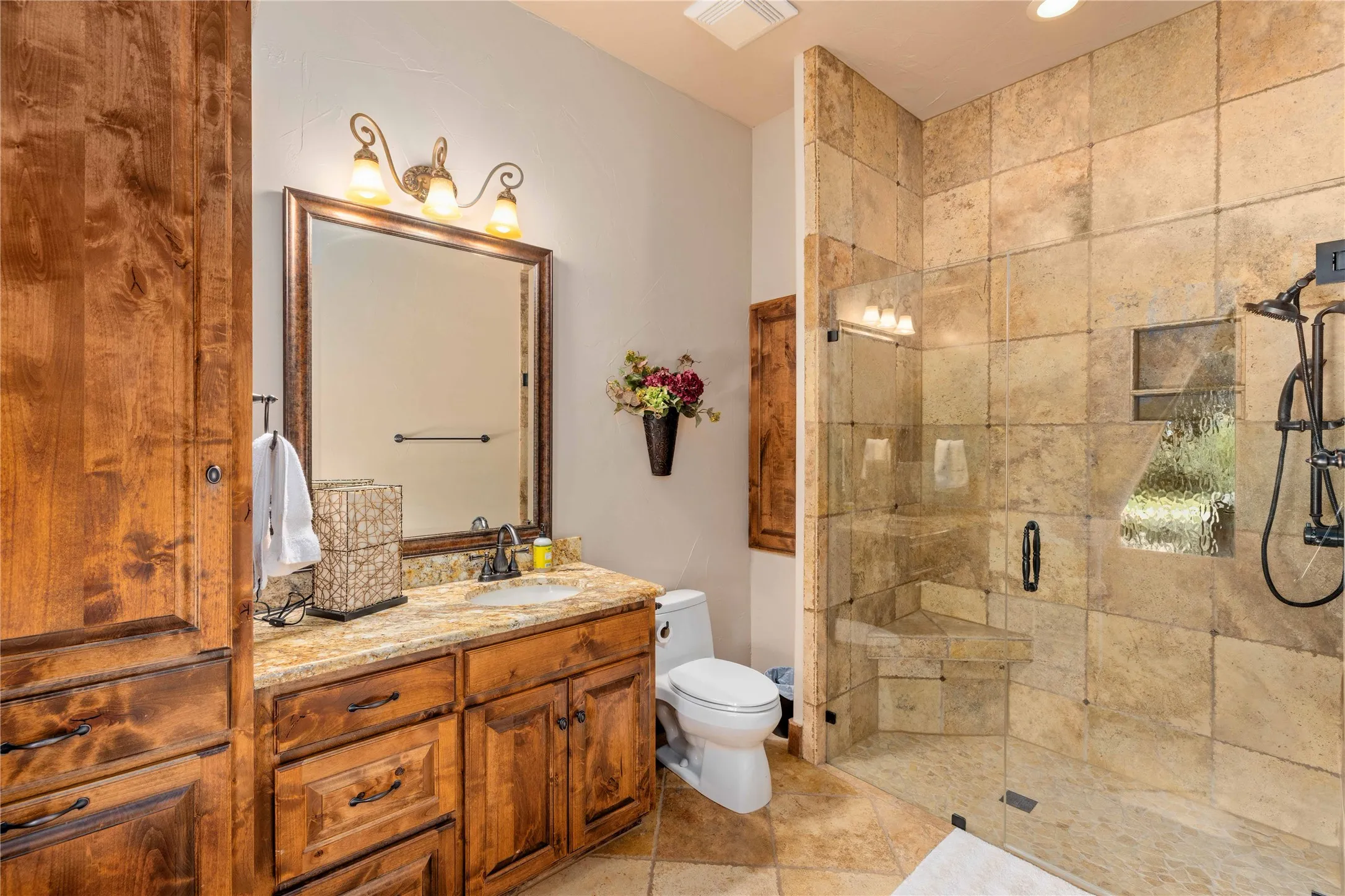 Farm For Sale in Brown County , 15779 County Road 478, May, Texas 76857, 5 Bedroom, 5 Bathroom, 5 Garage spaces, 6,309 Sqft, built in 2010, mls#21366480, Real Estate Agent in May, Homes For Sale in Brown county, Homes For Sale in May, Realtor in May Texas, Real Estate Brokerage Independent Realty Texas, Luminita Cordes Realtor