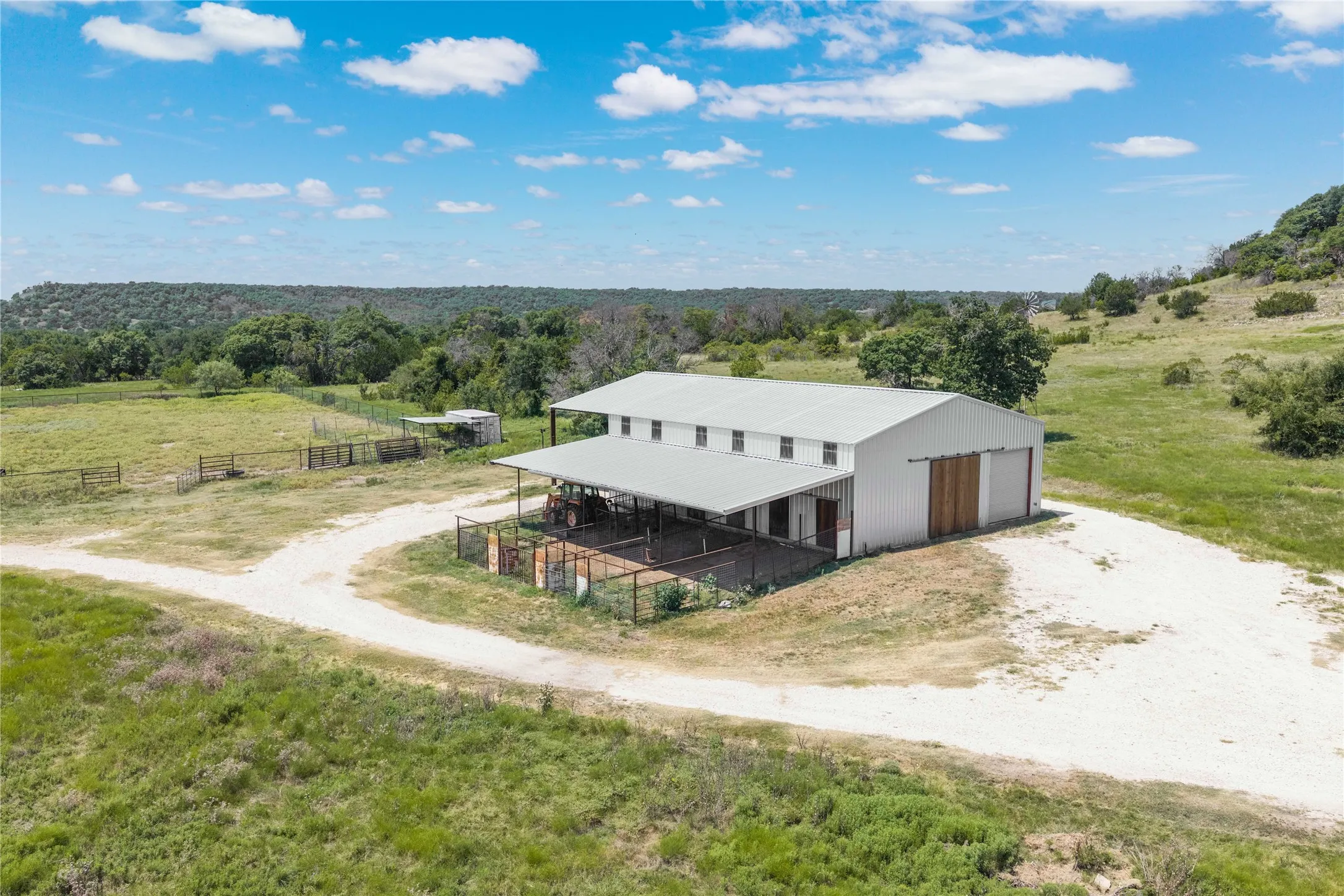 Farm For Sale in Brown County , 15779 County Road 478, May, Texas 76857, 5 Bedroom, 5 Bathroom, 5 Garage spaces, 6,309 Sqft, built in 2010, mls#21366480, Real Estate Agent in May, Homes For Sale in Brown county, Homes For Sale in May, Realtor in May Texas, Real Estate Brokerage Independent Realty Texas, Luminita Cordes Realtor