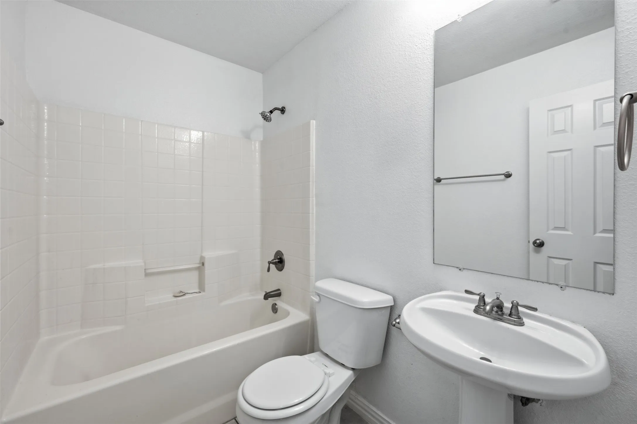 Duplex For Rent in Tarrant County , 3116 S Cherry Lane, Fort Worth, Texas 76116, 3 Bedroom, 2 Bathroom, 1 Garage spaces, 1,151 Sqft, built in 2006, mls#21364437, Real Estate Agent in Fort Worth, Homes For Rent in Tarrant county, Homes For Rent in Fort Worth, Realtor in Fort Worth Texas, Real Estate Brokerage Independent Realty Texas, Luminita Cordes Realtor
