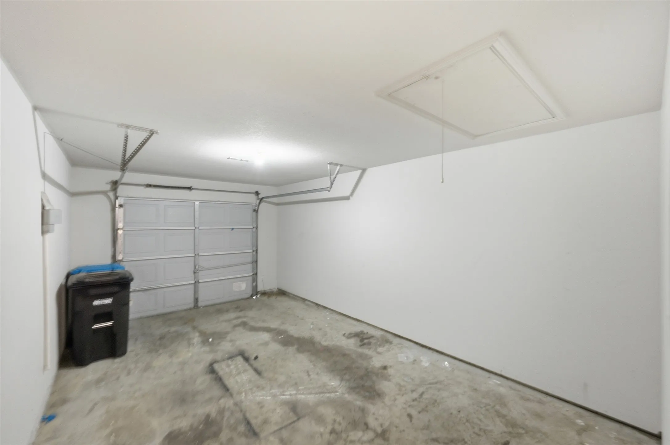 Duplex For Rent in Tarrant County , 3116 S Cherry Lane, Fort Worth, Texas 76116, 3 Bedroom, 2 Bathroom, 1 Garage spaces, 1,151 Sqft, built in 2006, mls#21364437, Real Estate Agent in Fort Worth, Homes For Rent in Tarrant county, Homes For Rent in Fort Worth, Realtor in Fort Worth Texas, Real Estate Brokerage Independent Realty Texas, Luminita Cordes Realtor