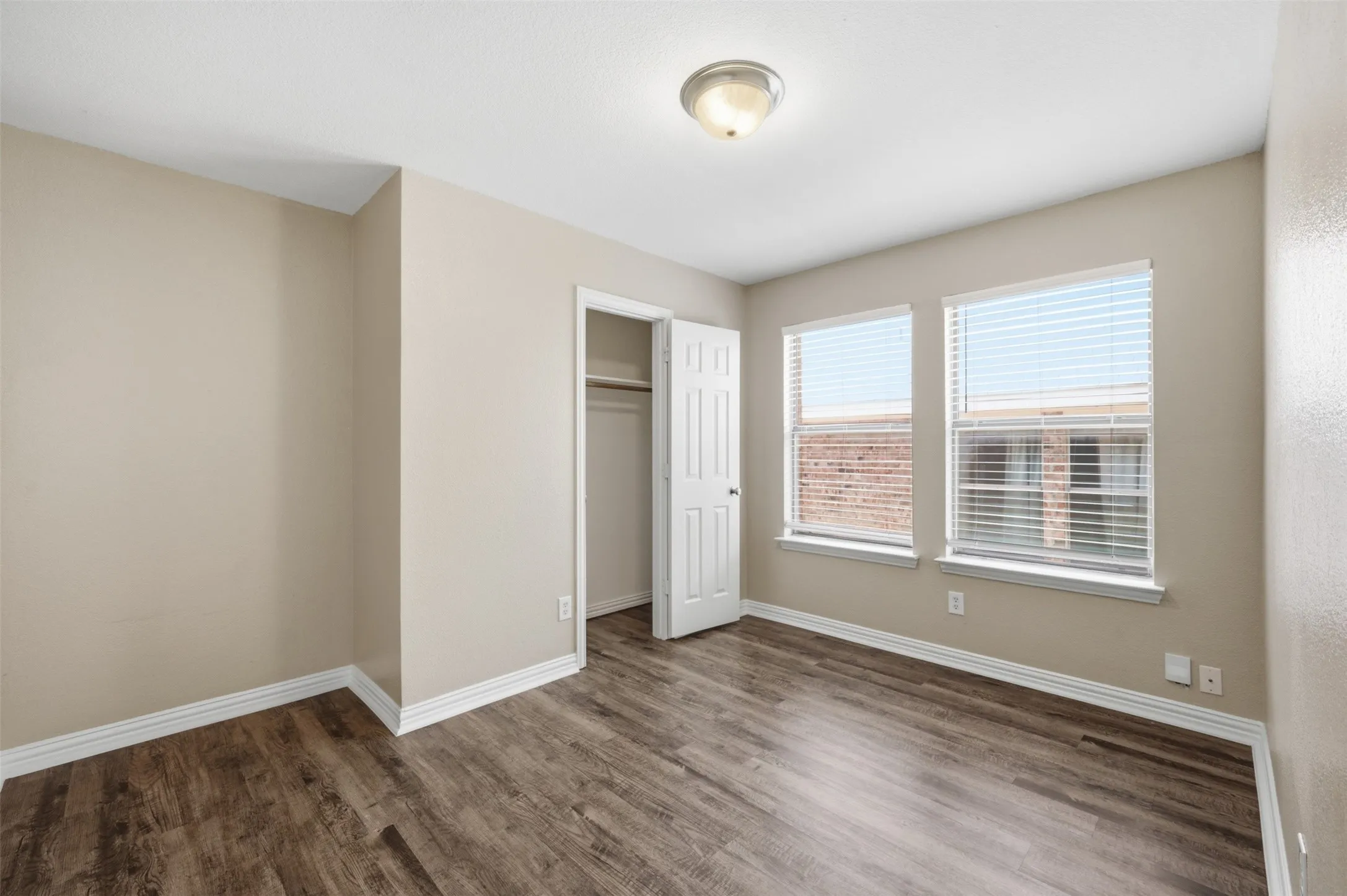 Duplex For Rent in Tarrant County , 3116 S Cherry Lane, Fort Worth, Texas 76116, 3 Bedroom, 2 Bathroom, 1 Garage spaces, 1,151 Sqft, built in 2006, mls#21364437, Real Estate Agent in Fort Worth, Homes For Rent in Tarrant county, Homes For Rent in Fort Worth, Realtor in Fort Worth Texas, Real Estate Brokerage Independent Realty Texas, Luminita Cordes Realtor