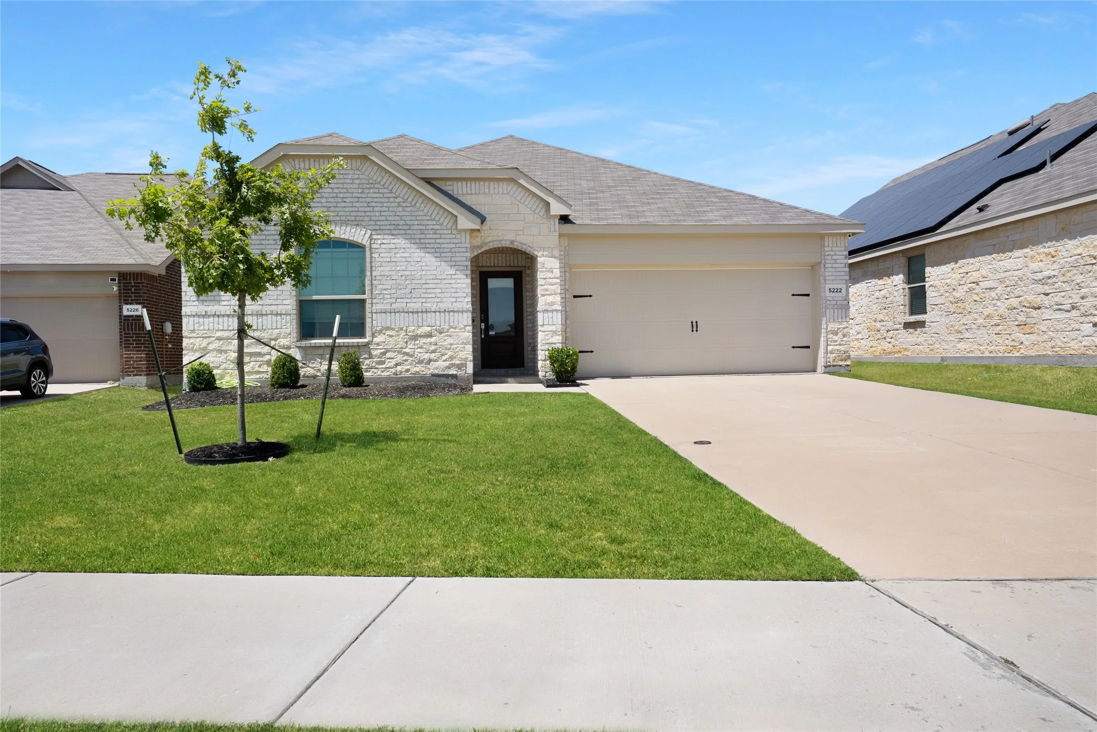 Single Family Residence For Rent in Collin County , 5222 Fallenstone Way, Princeton, Texas 75407, 4 Bedroom, 2 Bathroom, 2 Garage spaces, 1,994 Sqft, built in 2021, mls#21360421, Real Estate Agent in Princeton, Homes For Rent in Collin county, Homes For Rent in Princeton, Realtor in Princeton Texas, Real Estate Brokerage Independent Realty Texas, Luminita Cordes Realtor