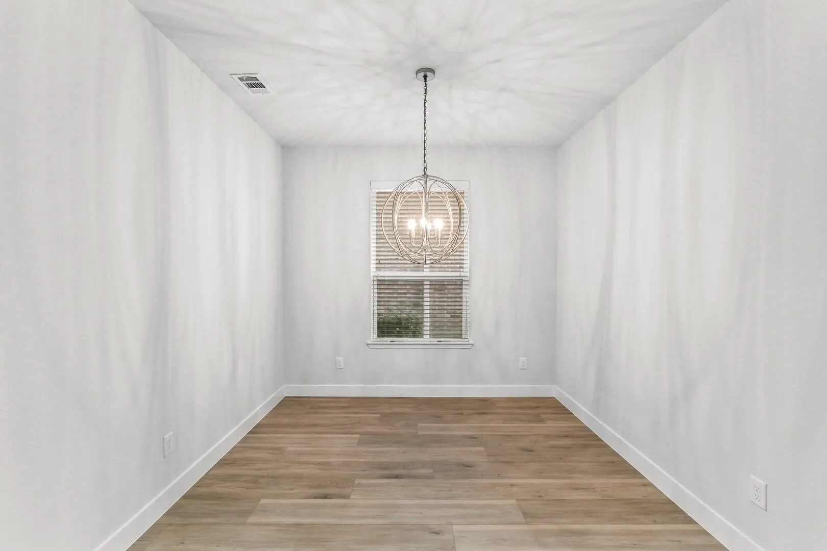 Single Family Residence For Rent in Collin County , 4408 Switchgrass Street, Celina, Texas 75009, 5 Bedroom, 3 Bathroom, 3 Garage spaces, 3,128 Sqft, built in 2015, mls#21354853, Real Estate Agent in Celina, Homes For Rent in Collin county, Homes For Rent in Celina, Realtor in Celina Texas, Real Estate Brokerage Independent Realty Texas, Luminita Cordes Realtor
