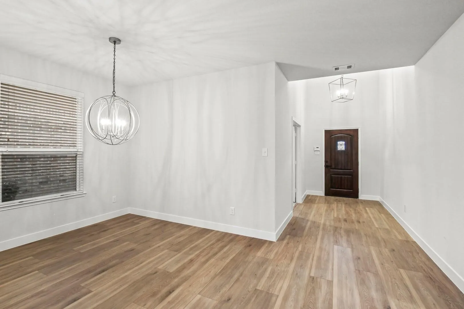 Single Family Residence For Rent in Collin County , 4408 Switchgrass Street, Celina, Texas 75009, 5 Bedroom, 3 Bathroom, 3 Garage spaces, 3,128 Sqft, built in 2015, mls#21354853, Real Estate Agent in Celina, Homes For Rent in Collin county, Homes For Rent in Celina, Realtor in Celina Texas, Real Estate Brokerage Independent Realty Texas, Luminita Cordes Realtor