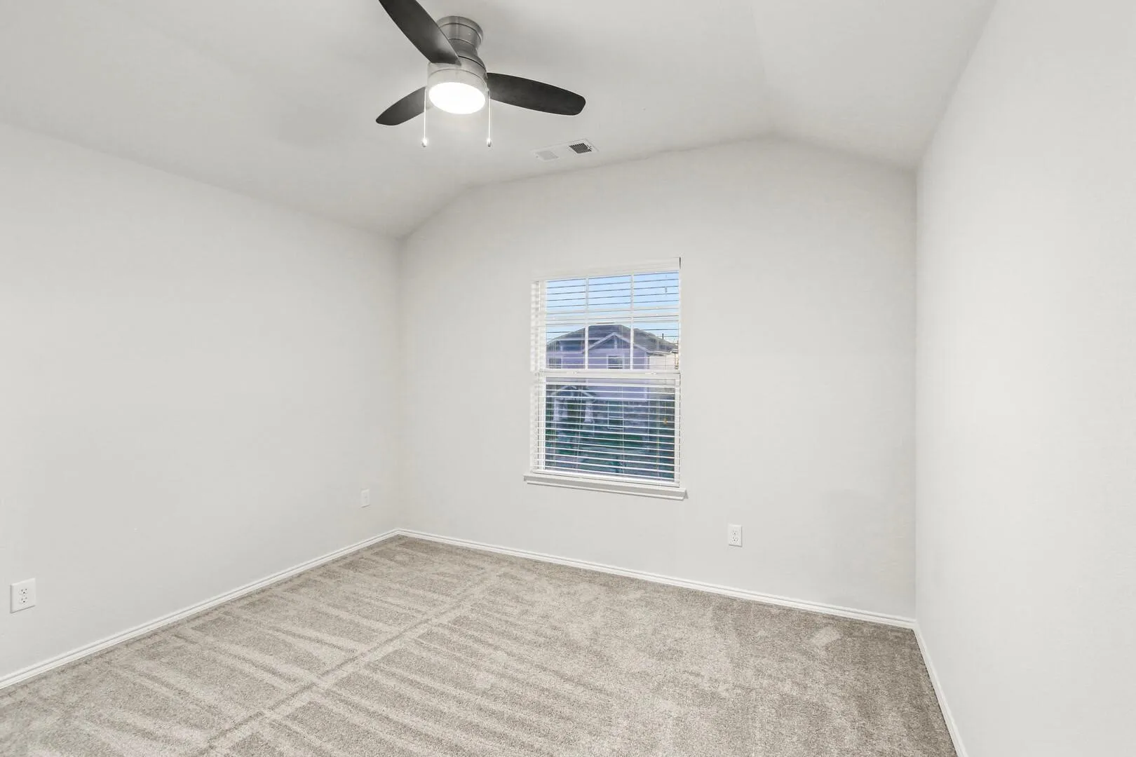 Single Family Residence For Rent in Collin County , 4408 Switchgrass Street, Celina, Texas 75009, 5 Bedroom, 3 Bathroom, 3 Garage spaces, 3,128 Sqft, built in 2015, mls#21354853, Real Estate Agent in Celina, Homes For Rent in Collin county, Homes For Rent in Celina, Realtor in Celina Texas, Real Estate Brokerage Independent Realty Texas, Luminita Cordes Realtor