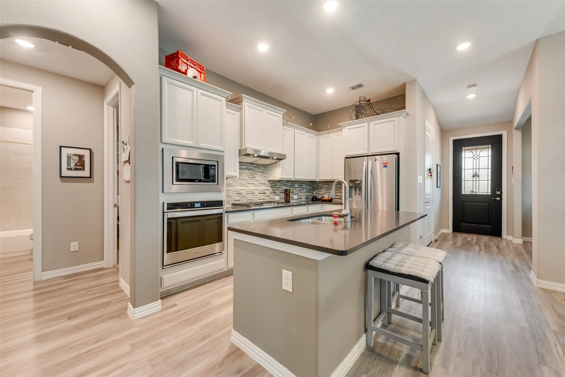 Single Family Residence For Rent in Dallas County , 1919 Livingston Road, Irving, Texas 75062, 3 Bedroom, 2 Bathroom, 2 Garage spaces, 1,588 Sqft, built in 2018, mls#21365719, Real Estate Agent in Irving, Homes For Rent in Dallas county, Homes For Rent in Irving, Realtor in Irving Texas, Real Estate Brokerage Independent Realty Texas, Luminita Cordes Realtor