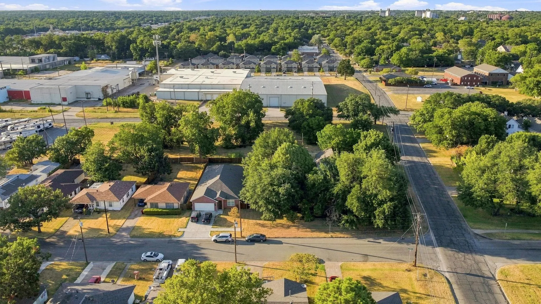 Unimproved Land For Sale in Grayson County , 203 W Wilson Avenue, Sherman, Texas 75090, 0, 0, Garage spaces, 0 Sqft, built in 0, mls#21366469, Real Estate Agent in Sherman, Homes For Sale in Grayson county, Homes For Sale in Sherman, Realtor in Sherman Texas, Real Estate Brokerage Independent Realty Texas, Luminita Cordes Realtor
