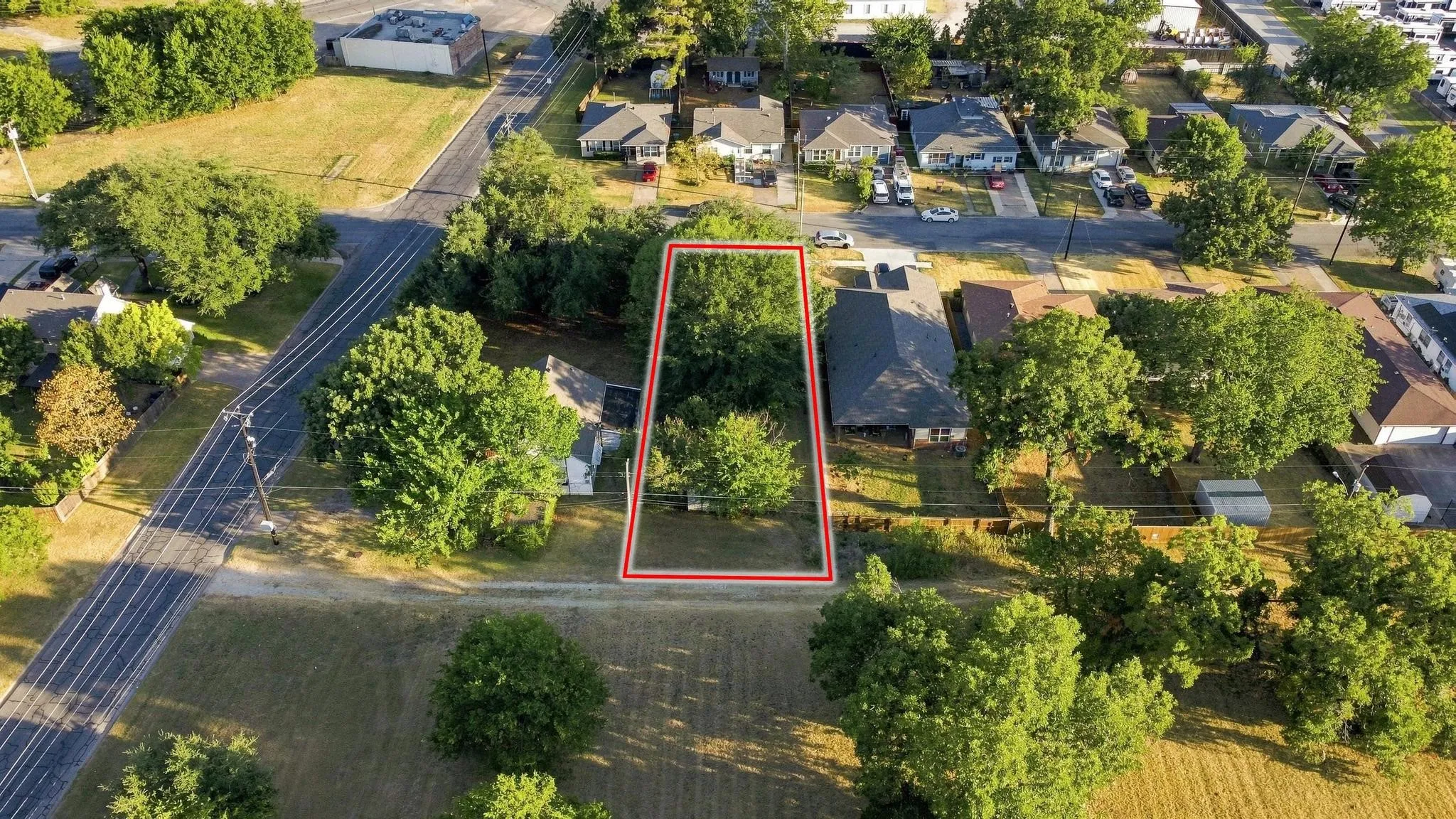 Unimproved Land For Sale in Grayson County , 203 W Wilson Avenue, Sherman, Texas 75090, 0, 0, Garage spaces, 0 Sqft, built in 0, mls#21366469, Real Estate Agent in Sherman, Homes For Sale in Grayson county, Homes For Sale in Sherman, Realtor in Sherman Texas, Real Estate Brokerage Independent Realty Texas, Luminita Cordes Realtor