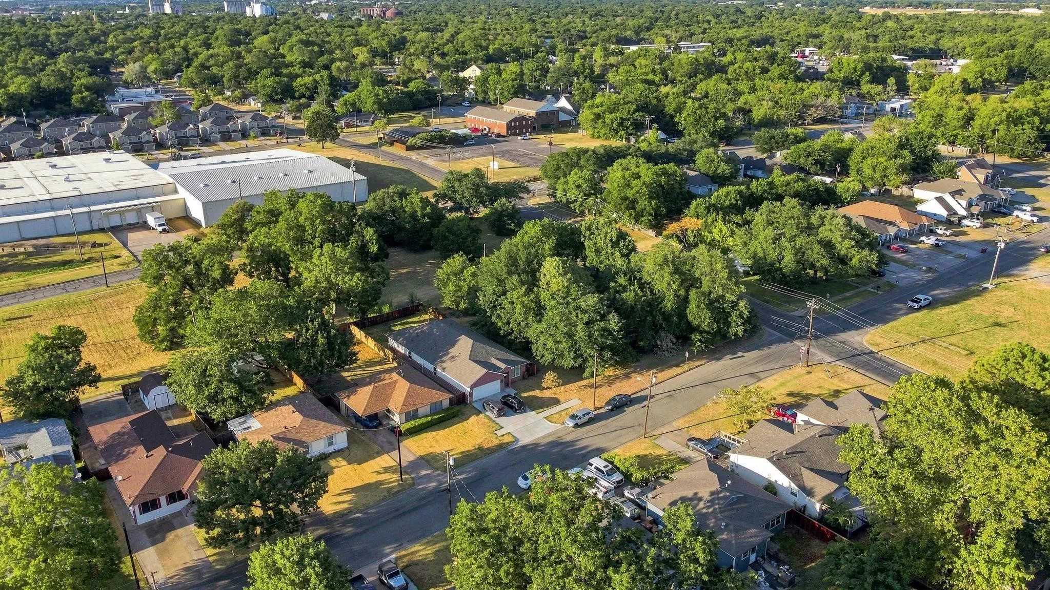 Unimproved Land For Sale in Grayson County , 203 W Wilson Avenue, Sherman, Texas 75090, 0, 0, Garage spaces, 0 Sqft, built in 0, mls#21366469, Real Estate Agent in Sherman, Homes For Sale in Grayson county, Homes For Sale in Sherman, Realtor in Sherman Texas, Real Estate Brokerage Independent Realty Texas, Luminita Cordes Realtor