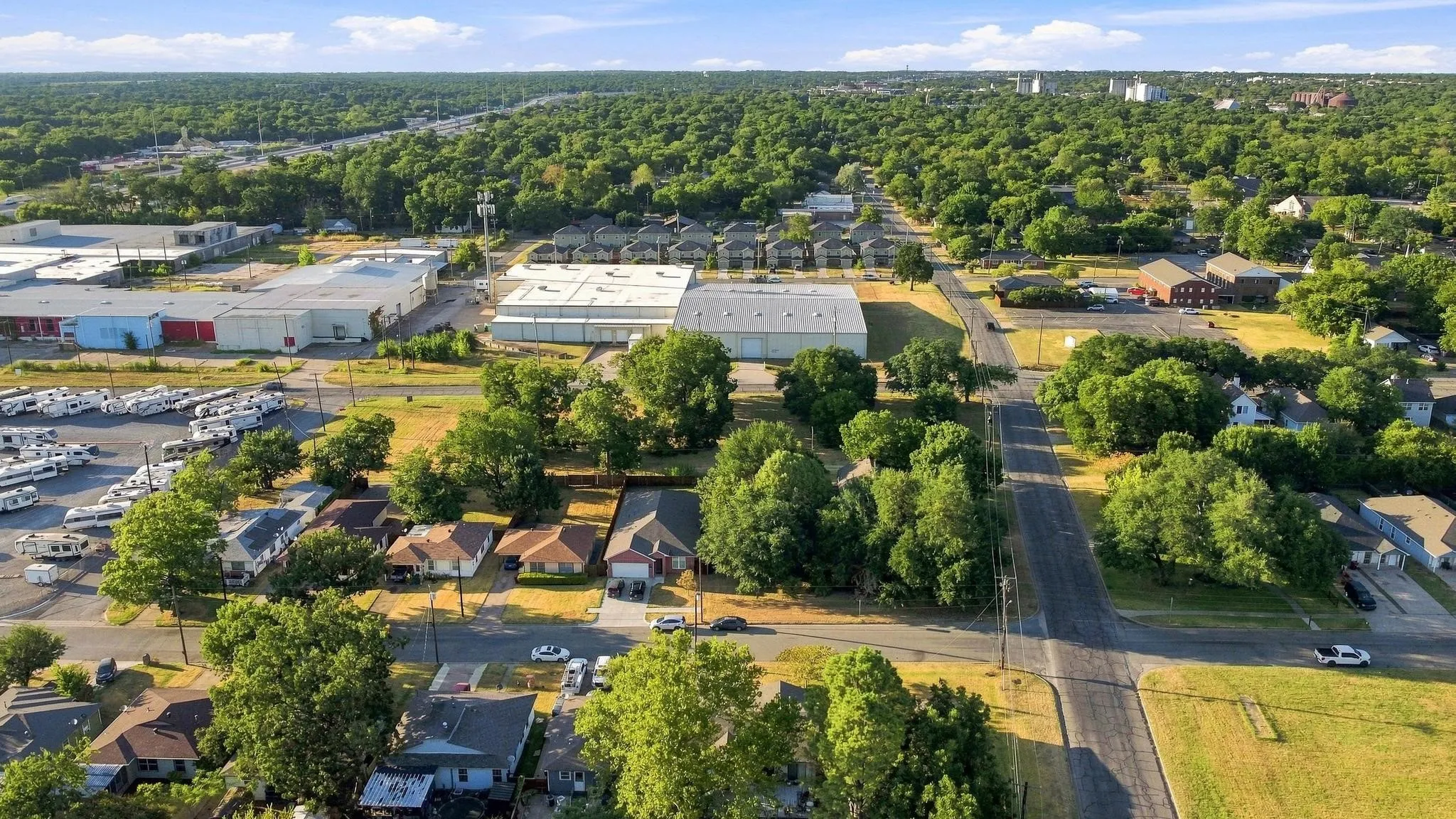 Unimproved Land For Sale in Grayson County , 203 W Wilson Avenue, Sherman, Texas 75090, 0, 0, Garage spaces, 0 Sqft, built in 0, mls#21366469, Real Estate Agent in Sherman, Homes For Sale in Grayson county, Homes For Sale in Sherman, Realtor in Sherman Texas, Real Estate Brokerage Independent Realty Texas, Luminita Cordes Realtor