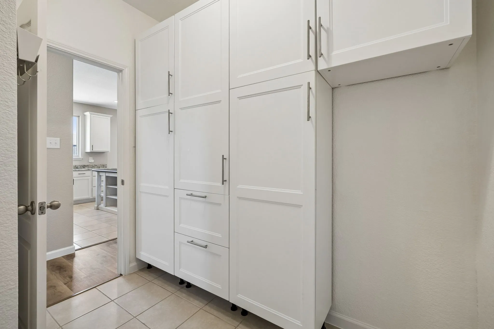 Single Family Residence For Rent in Denton County , 1605 Ridge Creek Lane, Aubrey, Texas 76227, 4 Bedroom, 3 Bathroom, 2 Garage spaces, 1,851 Sqft, built in 2016, mls#21365479, Real Estate Agent in Aubrey, Homes For Rent in Denton county, Homes For Rent in Aubrey, Realtor in Aubrey Texas, Real Estate Brokerage Independent Realty Texas, Luminita Cordes Realtor