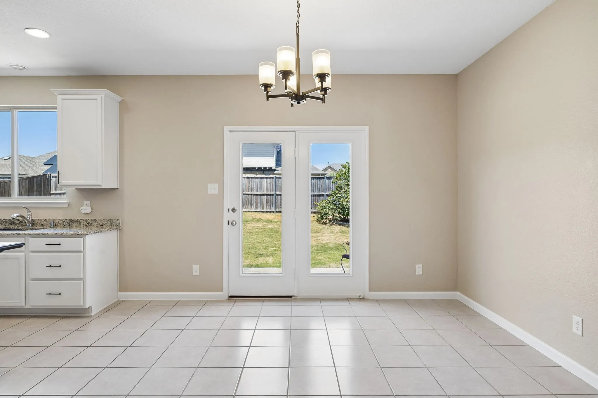 Single Family Residence For Rent in Denton County , 1605 Ridge Creek Lane, Aubrey, Texas 76227, 4 Bedroom, 3 Bathroom, 2 Garage spaces, 1,851 Sqft, built in 2016, mls#21365479, Real Estate Agent in Aubrey, Homes For Rent in Denton county, Homes For Rent in Aubrey, Realtor in Aubrey Texas, Real Estate Brokerage Independent Realty Texas, Luminita Cordes Realtor