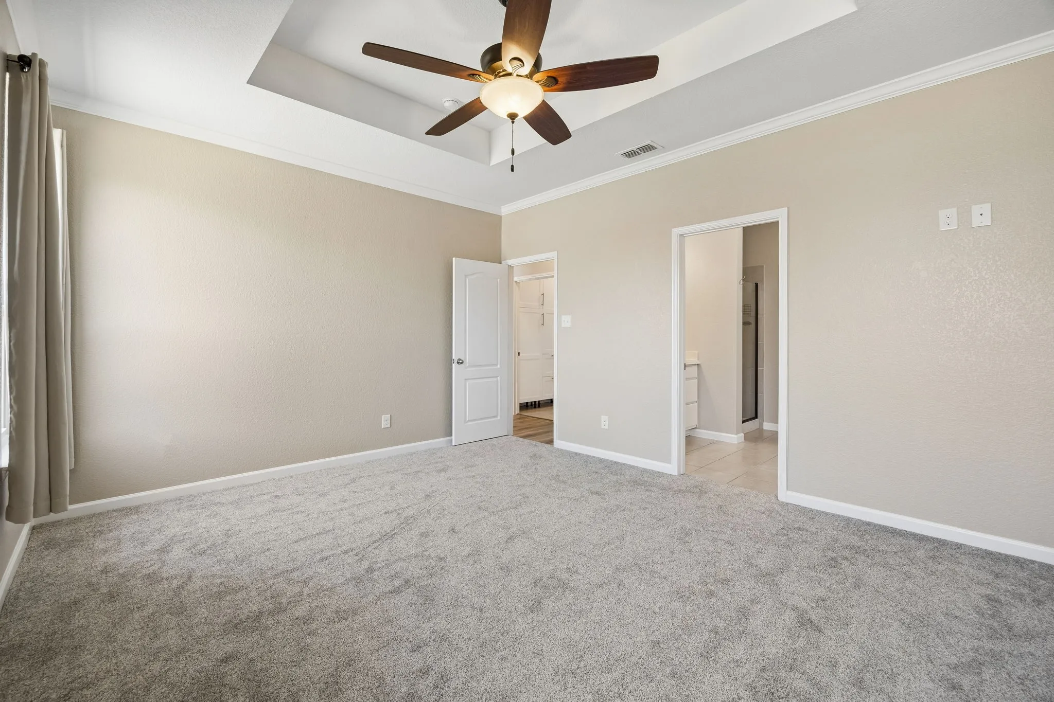 Single Family Residence For Rent in Denton County , 1605 Ridge Creek Lane, Aubrey, Texas 76227, 4 Bedroom, 3 Bathroom, 2 Garage spaces, 1,851 Sqft, built in 2016, mls#21365479, Real Estate Agent in Aubrey, Homes For Rent in Denton county, Homes For Rent in Aubrey, Realtor in Aubrey Texas, Real Estate Brokerage Independent Realty Texas, Luminita Cordes Realtor