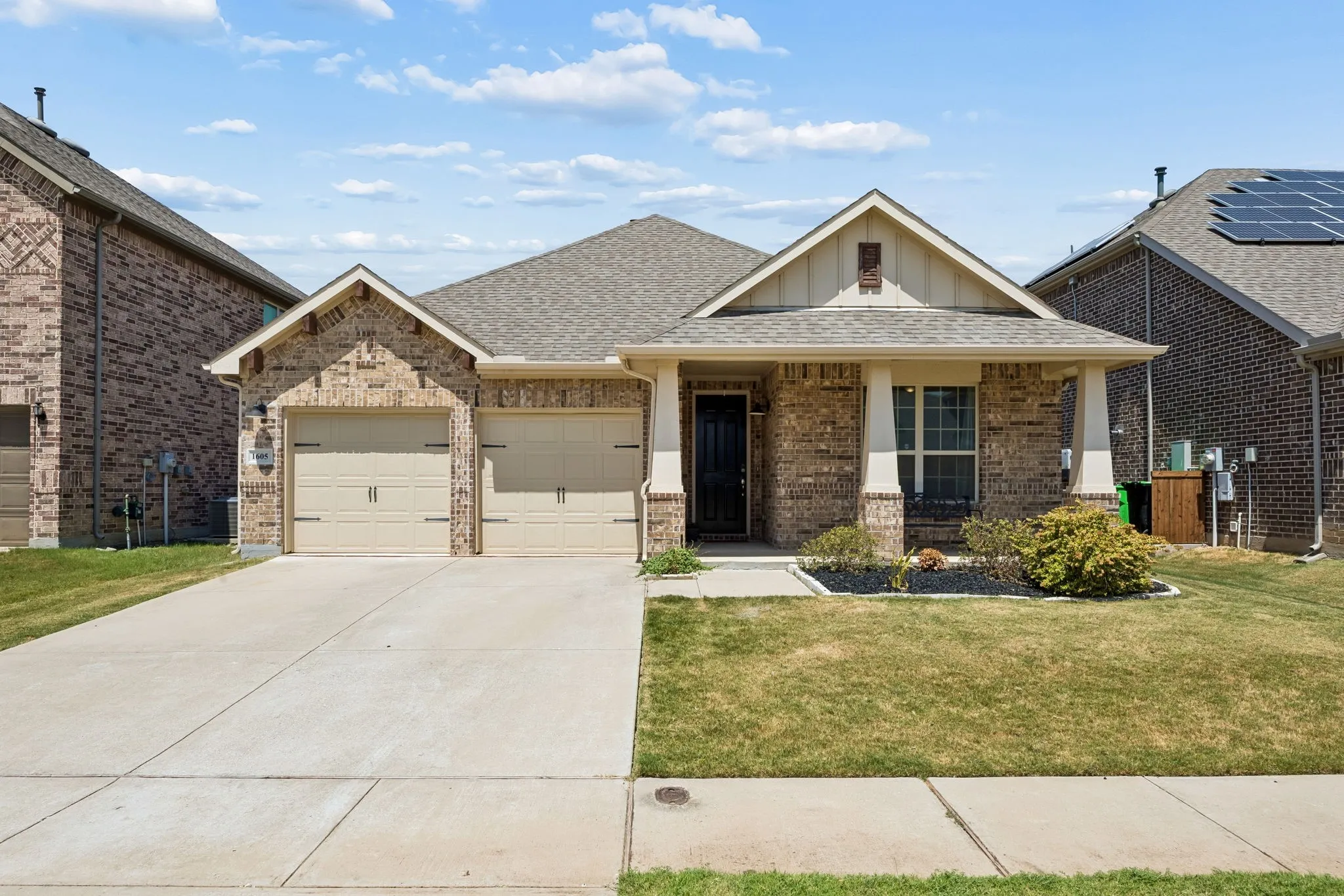 Single Family Residence For Rent in Denton County , 1605 Ridge Creek Lane, Aubrey, Texas 76227, 4 Bedroom, 3 Bathroom, 2 Garage spaces, 1,851 Sqft, built in 2016, mls#21365479, Real Estate Agent in Aubrey, Homes For Rent in Denton county, Homes For Rent in Aubrey, Realtor in Aubrey Texas, Real Estate Brokerage Independent Realty Texas, Luminita Cordes Realtor