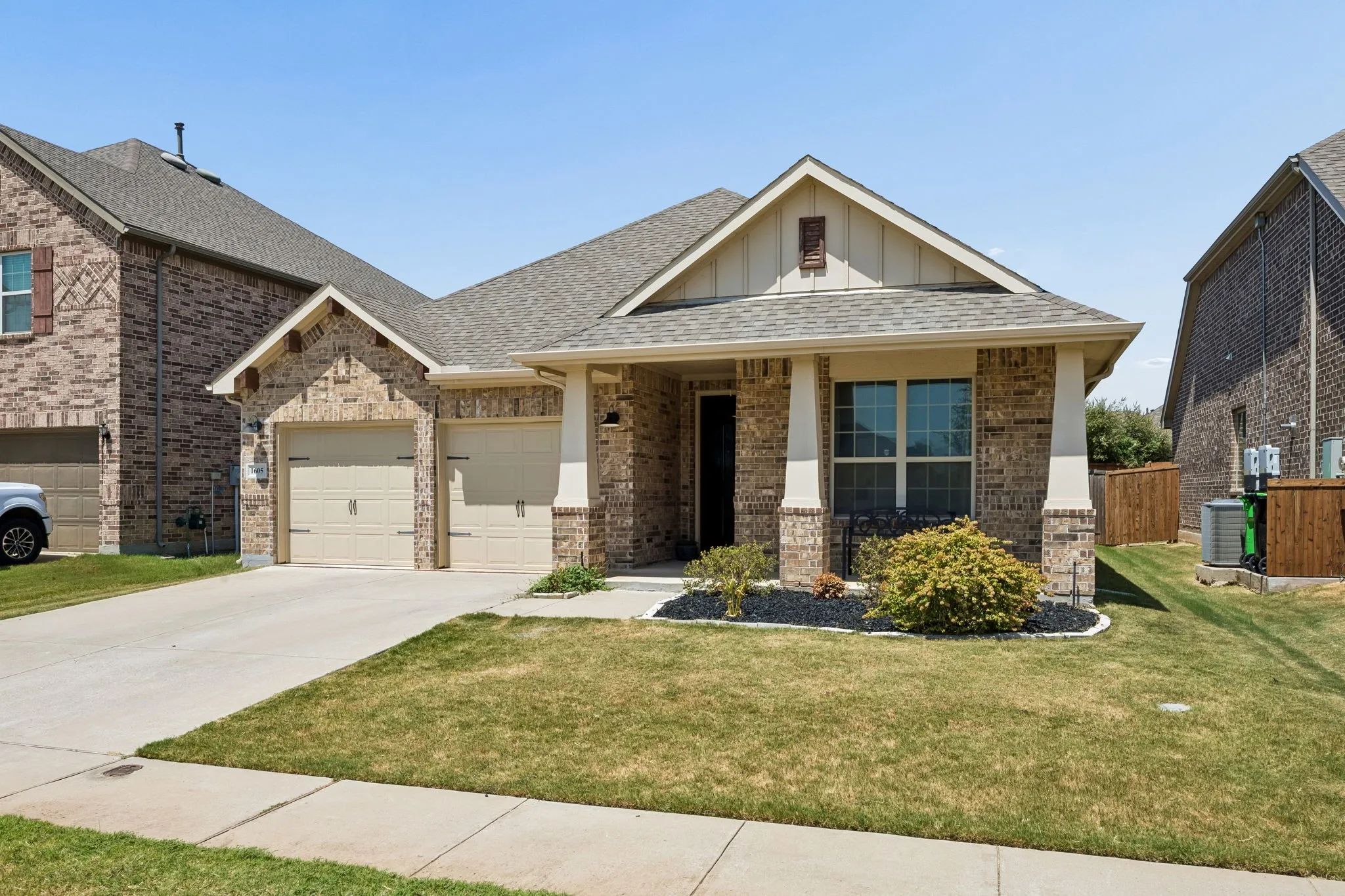 Single Family Residence For Rent in Denton County , 1605 Ridge Creek Lane, Aubrey, Texas 76227, 4 Bedroom, 3 Bathroom, 2 Garage spaces, 1,851 Sqft, built in 2016, mls#21365479, Real Estate Agent in Aubrey, Homes For Rent in Denton county, Homes For Rent in Aubrey, Realtor in Aubrey Texas, Real Estate Brokerage Independent Realty Texas, Luminita Cordes Realtor