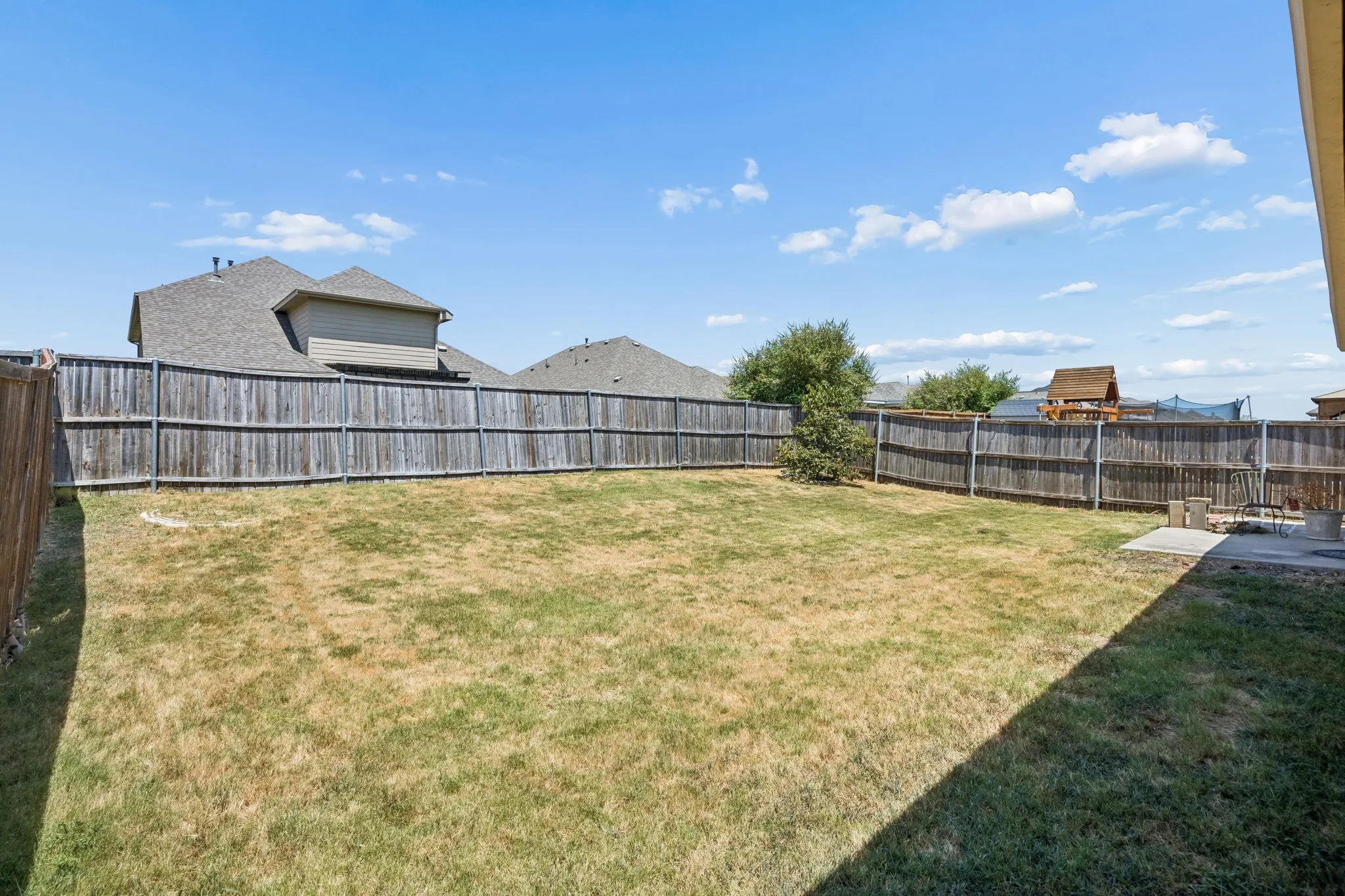 Single Family Residence For Rent in Denton County , 1605 Ridge Creek Lane, Aubrey, Texas 76227, 4 Bedroom, 3 Bathroom, 2 Garage spaces, 1,851 Sqft, built in 2016, mls#21365479, Real Estate Agent in Aubrey, Homes For Rent in Denton county, Homes For Rent in Aubrey, Realtor in Aubrey Texas, Real Estate Brokerage Independent Realty Texas, Luminita Cordes Realtor
