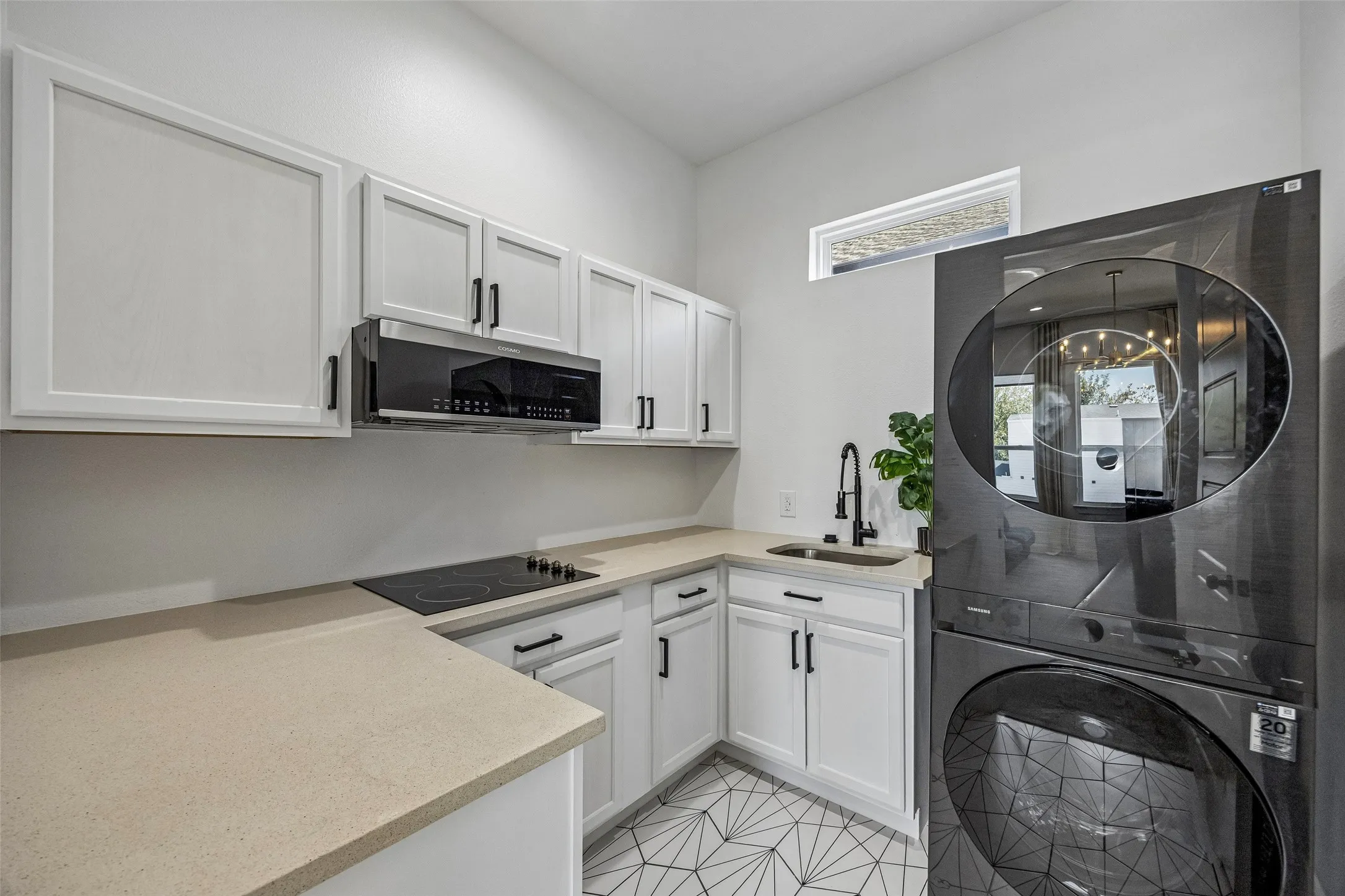 Single Family Residence For Rent in Dallas County , 1955 Leath Street, Dallas, Texas 75212, 4 Bedroom, 3 Bathroom, 2 Garage spaces, 2,614 Sqft, built in 2022, mls#21361980, Real Estate Agent in Dallas, Homes For Rent in Dallas county, Homes For Rent in Dallas, Realtor in Dallas Texas, Real Estate Brokerage Independent Realty Texas, Luminita Cordes Realtor