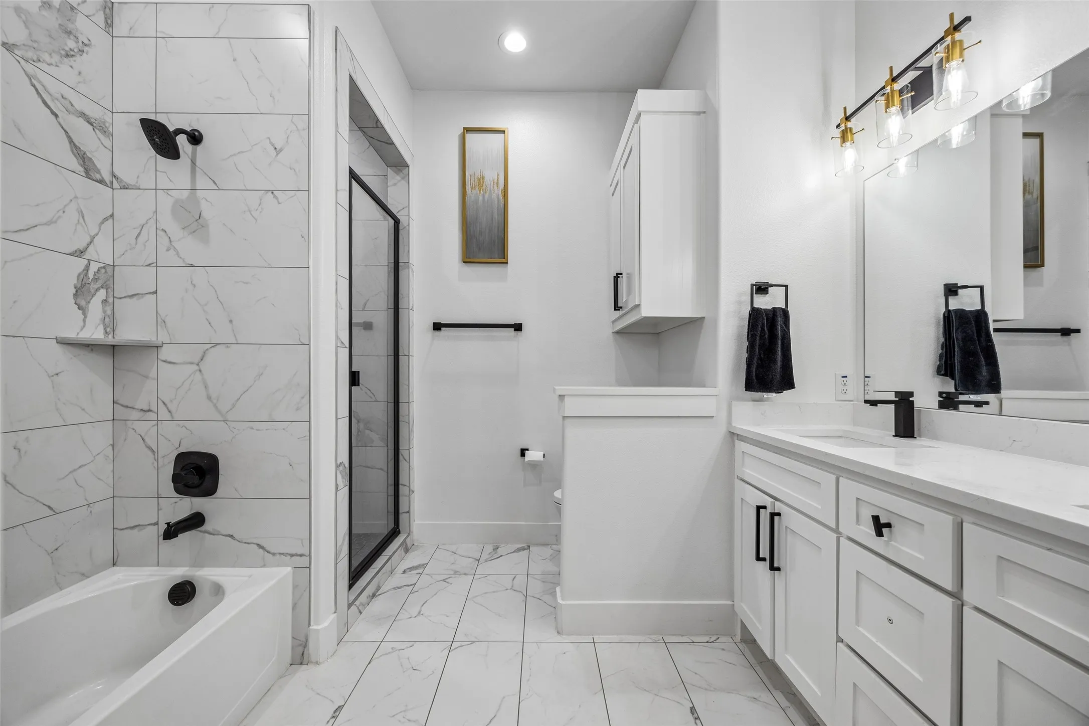 Single Family Residence For Rent in Dallas County , 1955 Leath Street, Dallas, Texas 75212, 4 Bedroom, 3 Bathroom, 2 Garage spaces, 2,614 Sqft, built in 2022, mls#21361980, Real Estate Agent in Dallas, Homes For Rent in Dallas county, Homes For Rent in Dallas, Realtor in Dallas Texas, Real Estate Brokerage Independent Realty Texas, Luminita Cordes Realtor