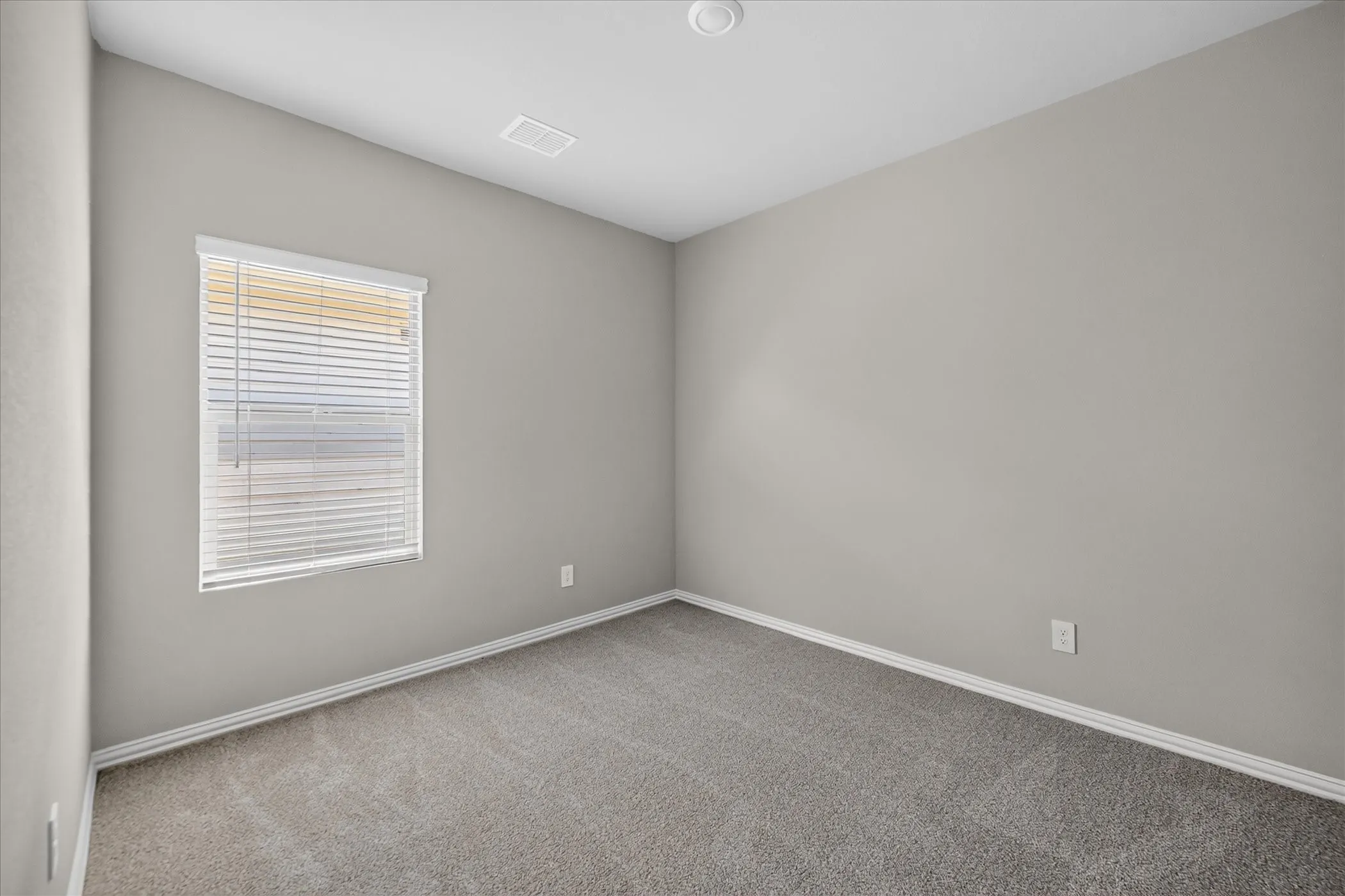 Single Family Residence For Rent in Collin County , 3520 Bridgeport Drive, Farmersville, Texas 75442, 4 Bedroom, 2 Bathroom, 2 Garage spaces, 1,550 Sqft, built in 2026, mls#21366501, Real Estate Agent in Farmersville, Homes For Rent in Collin county, Homes For Rent in Farmersville, Realtor in Farmersville Texas, Real Estate Brokerage Independent Realty Texas, Luminita Cordes Realtor