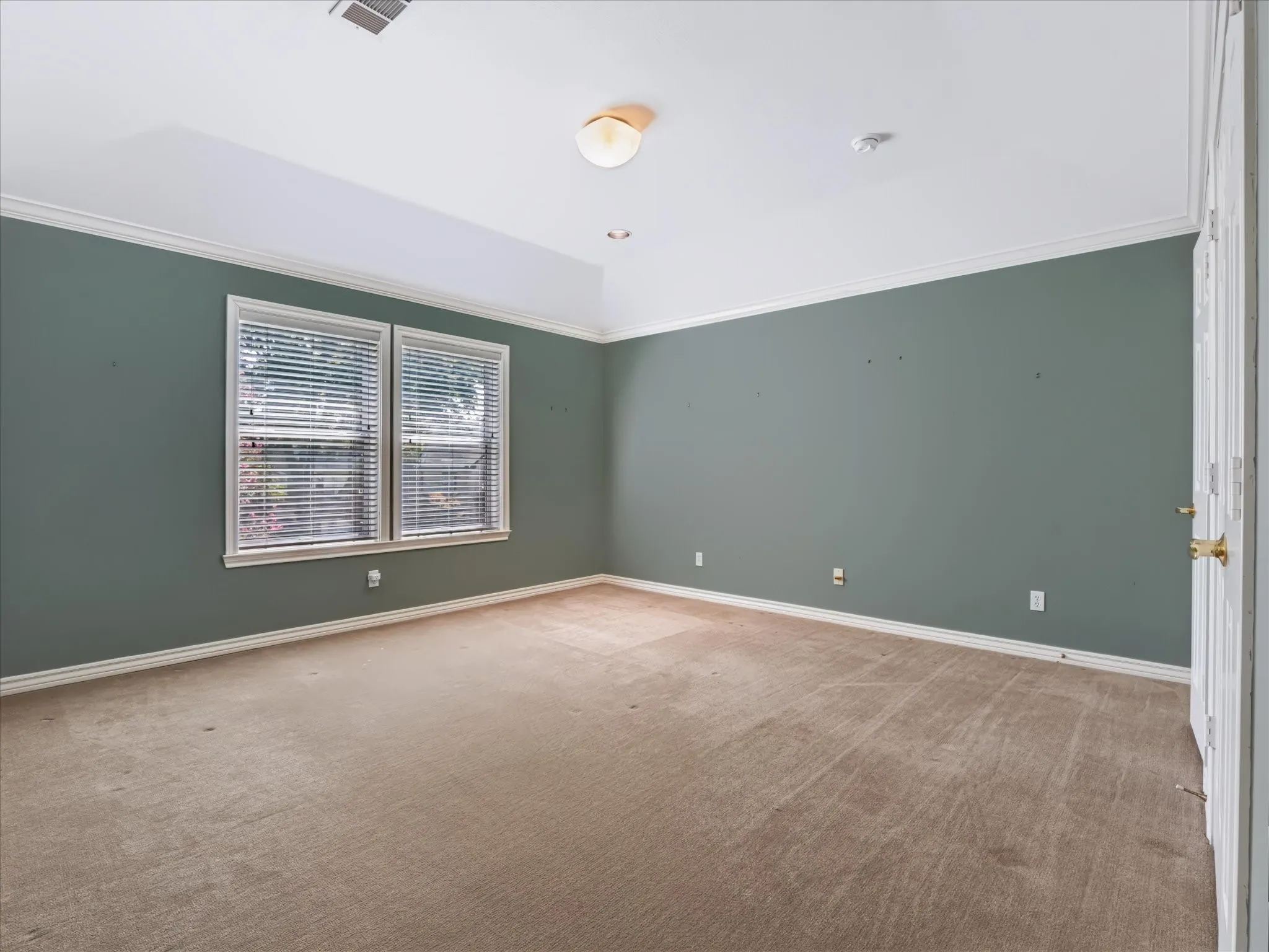 Single Family Residence For Sale in Dallas County , 2708 Rosedale Avenue, University Park, Texas 75205, 4 Bedroom, 3 Bathroom, 2 Garage spaces, 3,376 Sqft, built in 1994, mls#21327950, Real Estate Agent in University Park, Homes For Sale in Dallas county, Homes For Sale in University Park, Realtor in University Park Texas, Real Estate Brokerage Independent Realty Texas, Luminita Cordes Realtor