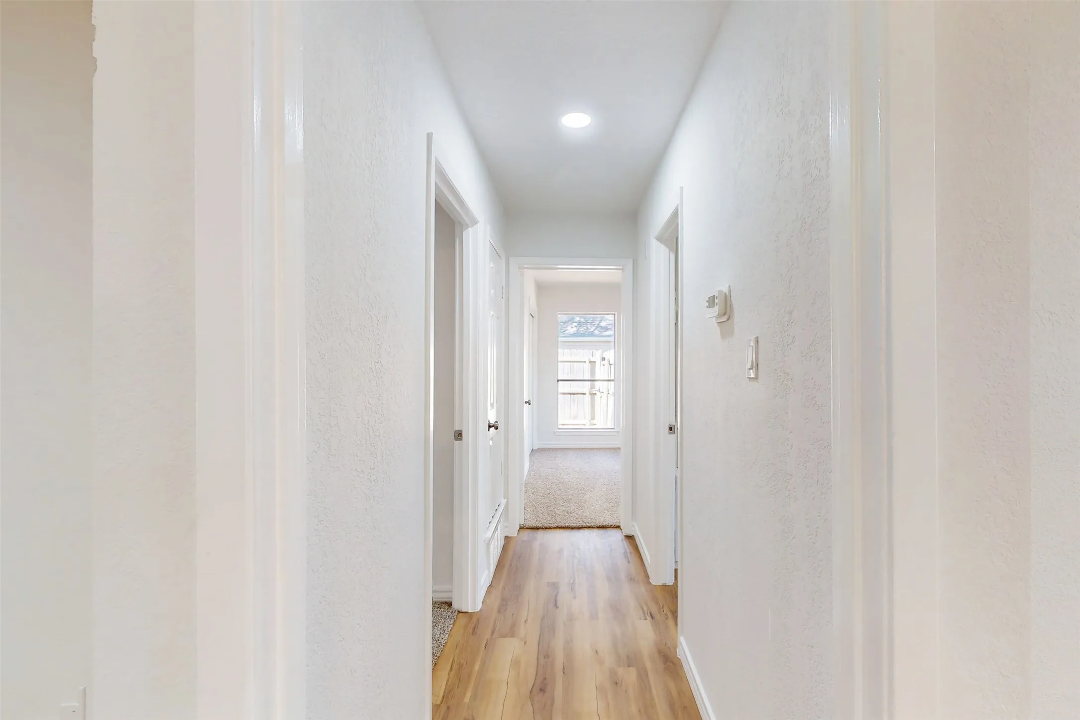 Single Family Residence For Sale in Tarrant County , 6851 Shorecrest Court, Fort Worth, Texas 76132, 4 Bedroom, 3 Bathroom, 2 Garage spaces, 2,849 Sqft, built in 1978, mls#21356265, Real Estate Agent in Fort Worth, Homes For Sale in Tarrant county, Homes For Sale in Fort Worth, Realtor in Fort Worth Texas, Real Estate Brokerage Independent Realty Texas, Luminita Cordes Realtor