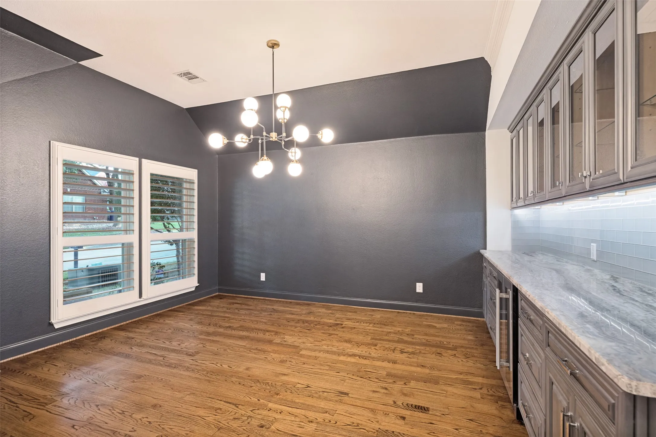 Single Family Residence For Sale in Collin County , 2804 Whitetail Court, Mc Kinney, Texas 75072, 5 Bedroom, 4 Bathroom, 2 Garage spaces, 3,415 Sqft, built in 1999, mls#21366401, Real Estate Agent in Mc Kinney, Homes For Sale in Collin county, Homes For Sale in Mc Kinney, Realtor in Mc Kinney Texas, Real Estate Brokerage Independent Realty Texas, Luminita Cordes Realtor