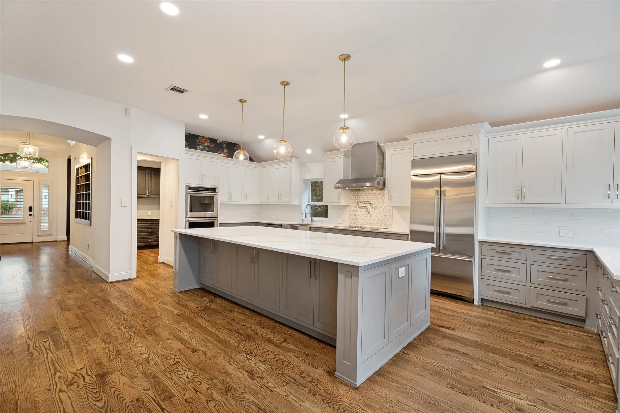 Single Family Residence For Sale in Collin County , 2804 Whitetail Court, Mc Kinney, Texas 75072, 5 Bedroom, 4 Bathroom, 2 Garage spaces, 3,415 Sqft, built in 1999, mls#21366401, Real Estate Agent in Mc Kinney, Homes For Sale in Collin county, Homes For Sale in Mc Kinney, Realtor in Mc Kinney Texas, Real Estate Brokerage Independent Realty Texas, Luminita Cordes Realtor