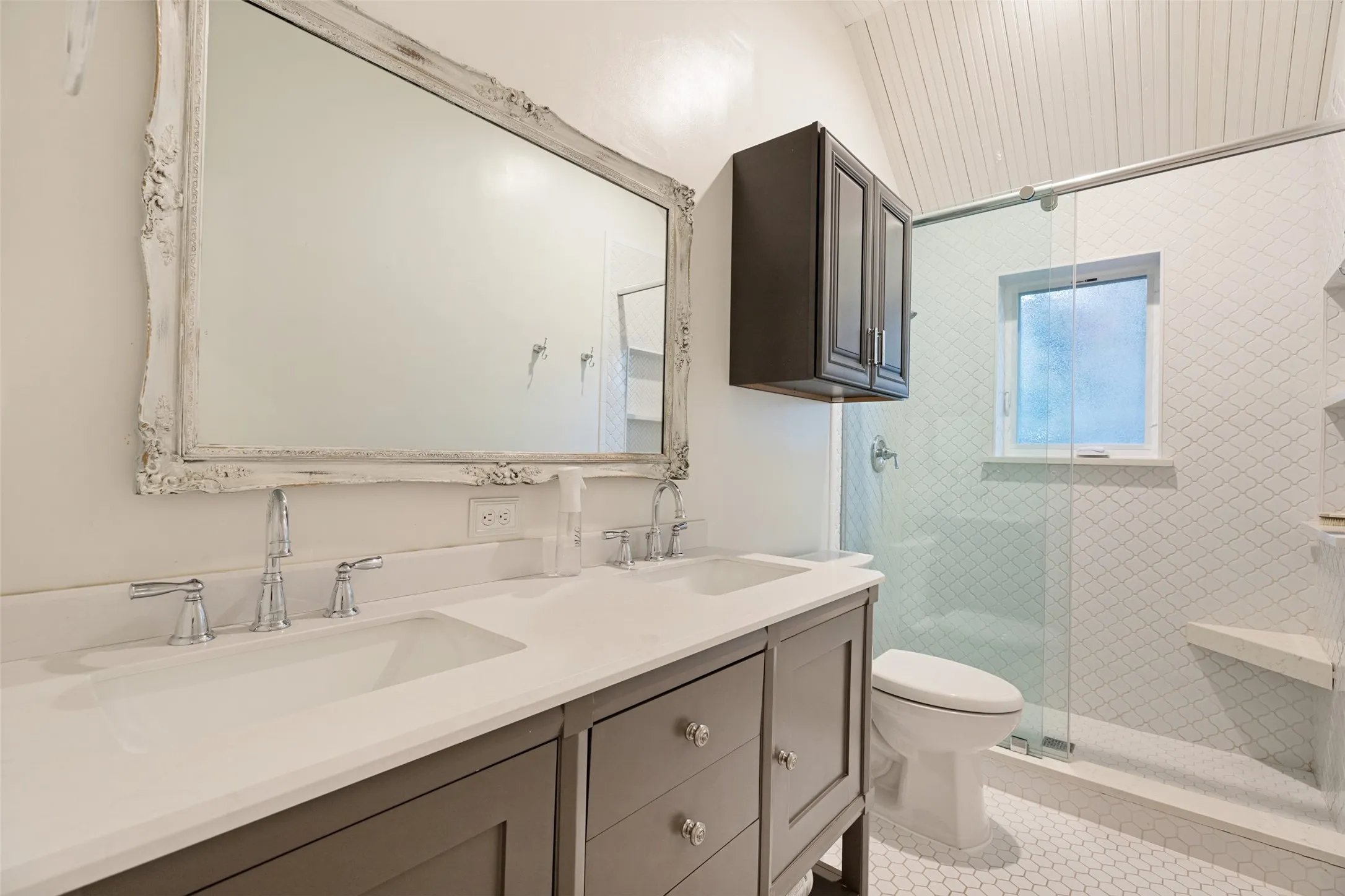 Single Family Residence For Sale in Collin County , 2804 Whitetail Court, Mc Kinney, Texas 75072, 5 Bedroom, 4 Bathroom, 2 Garage spaces, 3,415 Sqft, built in 1999, mls#21366401, Real Estate Agent in Mc Kinney, Homes For Sale in Collin county, Homes For Sale in Mc Kinney, Realtor in Mc Kinney Texas, Real Estate Brokerage Independent Realty Texas, Luminita Cordes Realtor