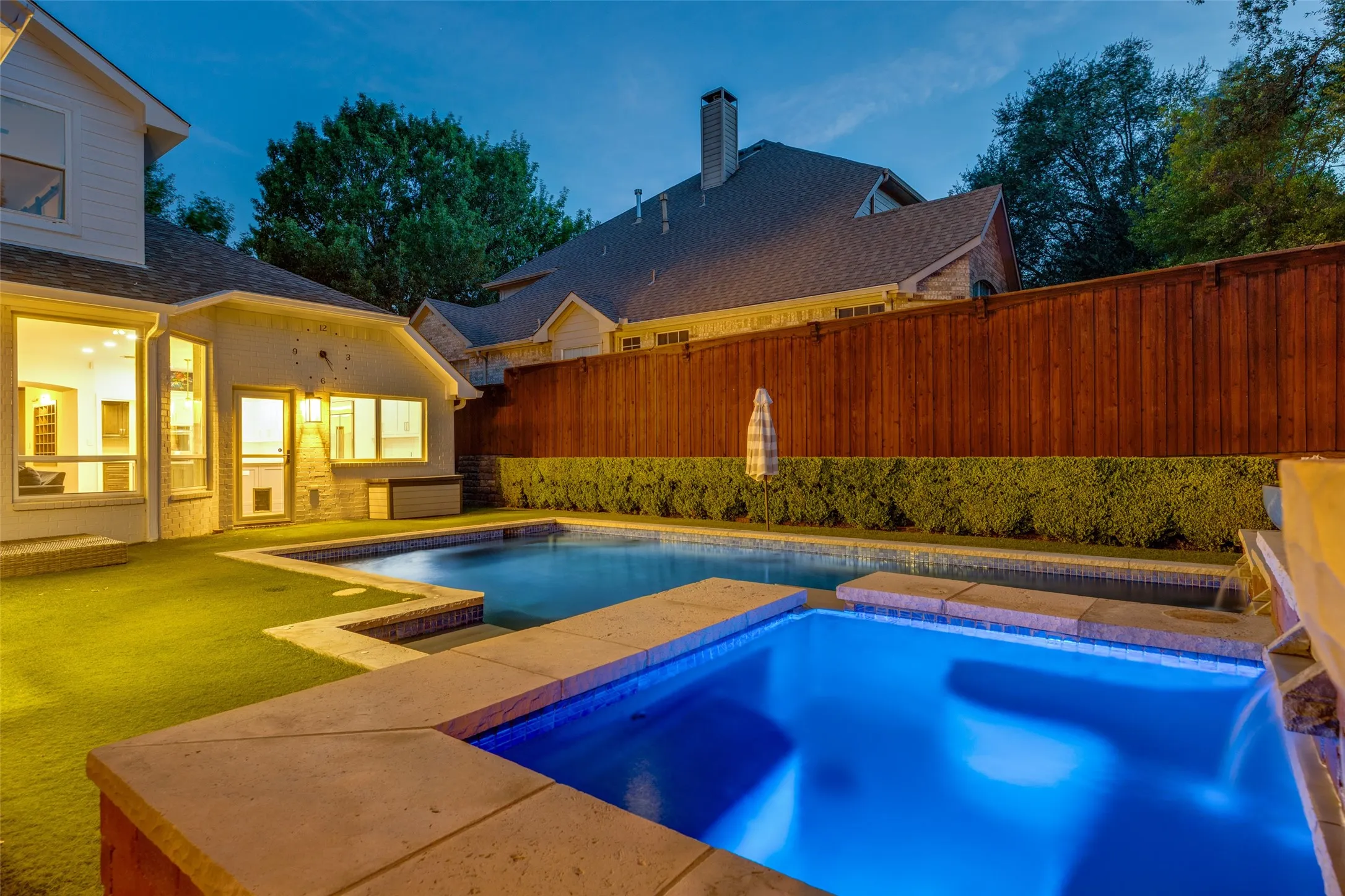 Single Family Residence For Sale in Collin County , 2804 Whitetail Court, Mc Kinney, Texas 75072, 5 Bedroom, 4 Bathroom, 2 Garage spaces, 3,415 Sqft, built in 1999, mls#21366401, Real Estate Agent in Mc Kinney, Homes For Sale in Collin county, Homes For Sale in Mc Kinney, Realtor in Mc Kinney Texas, Real Estate Brokerage Independent Realty Texas, Luminita Cordes Realtor
