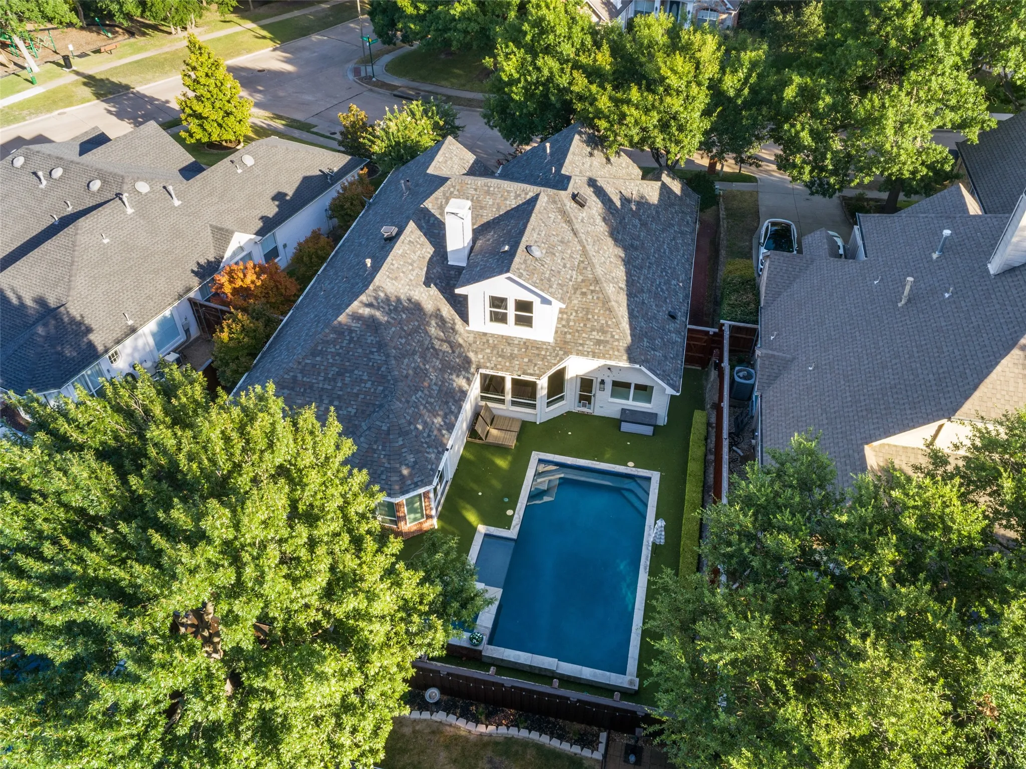 Single Family Residence For Sale in Collin County , 2804 Whitetail Court, Mc Kinney, Texas 75072, 5 Bedroom, 4 Bathroom, 2 Garage spaces, 3,415 Sqft, built in 1999, mls#21366401, Real Estate Agent in Mc Kinney, Homes For Sale in Collin county, Homes For Sale in Mc Kinney, Realtor in Mc Kinney Texas, Real Estate Brokerage Independent Realty Texas, Luminita Cordes Realtor