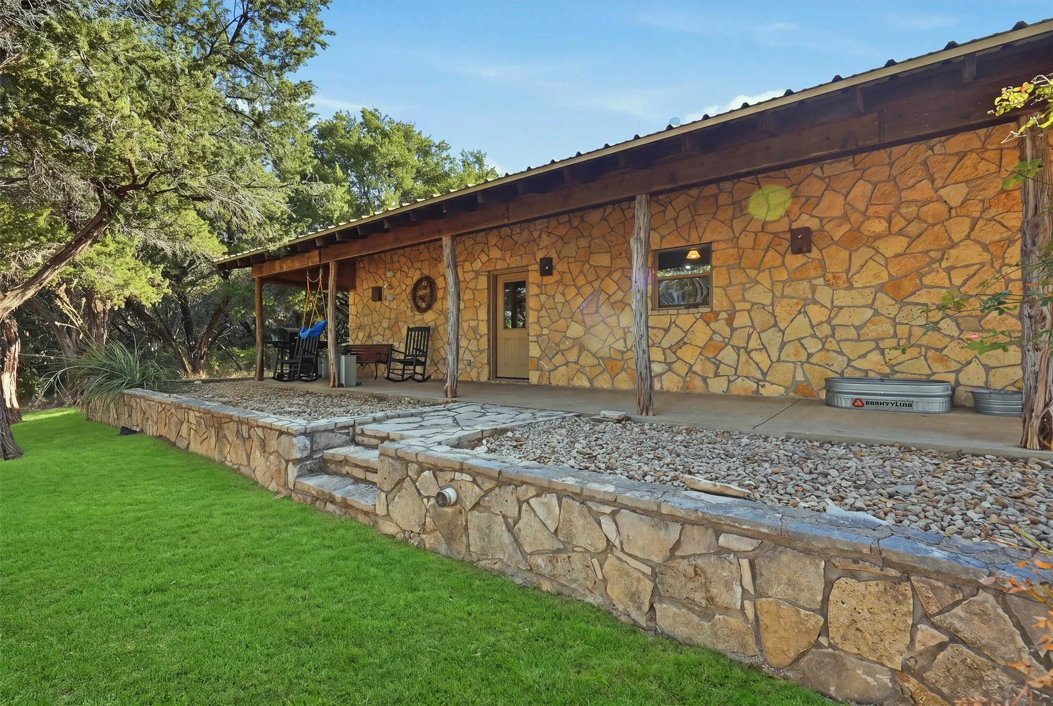 Single Family Residence For Sale in Somervell County , 1136 County Road 306b, Rainbow, Texas 76077, 3 Bedroom, 2 Bathroom, Garage spaces, 1,527 Sqft, built in 2004, mls#21361755, Real Estate Agent in Rainbow, Homes For Sale in Somervell county, Homes For Sale in Rainbow, Realtor in Rainbow Texas, Real Estate Brokerage Independent Realty Texas, Luminita Cordes Realtor