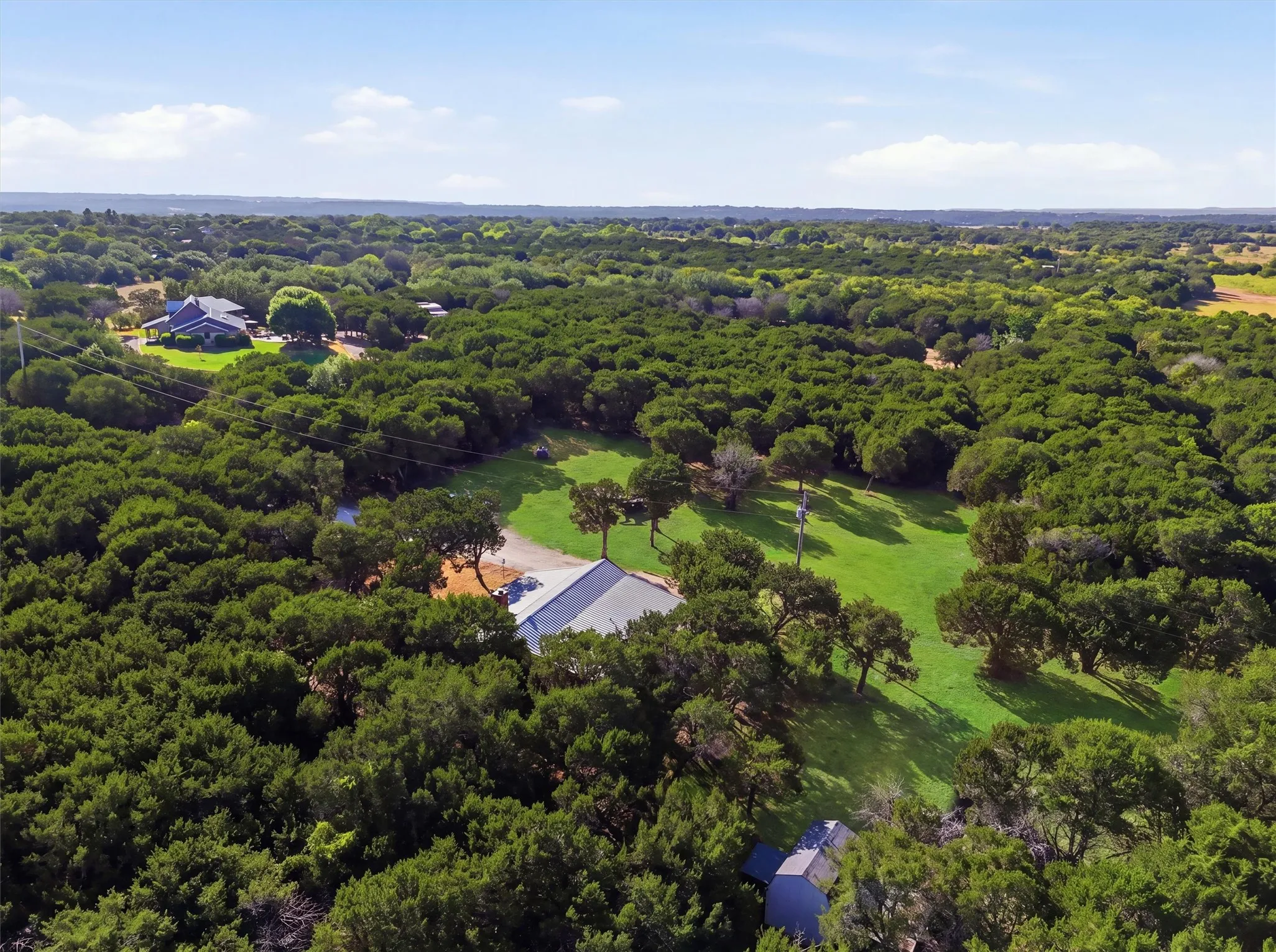 Single Family Residence For Sale in Somervell County , 1136 County Road 306b, Rainbow, Texas 76077, 3 Bedroom, 2 Bathroom, Garage spaces, 1,527 Sqft, built in 2004, mls#21361755, Real Estate Agent in Rainbow, Homes For Sale in Somervell county, Homes For Sale in Rainbow, Realtor in Rainbow Texas, Real Estate Brokerage Independent Realty Texas, Luminita Cordes Realtor
